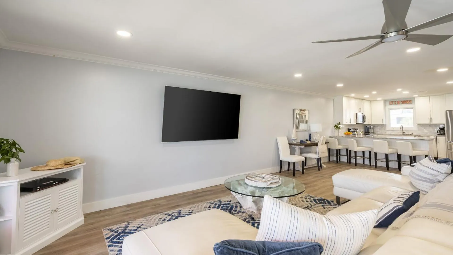 Backyard By Avantstay Oceanfront Paradise Destin