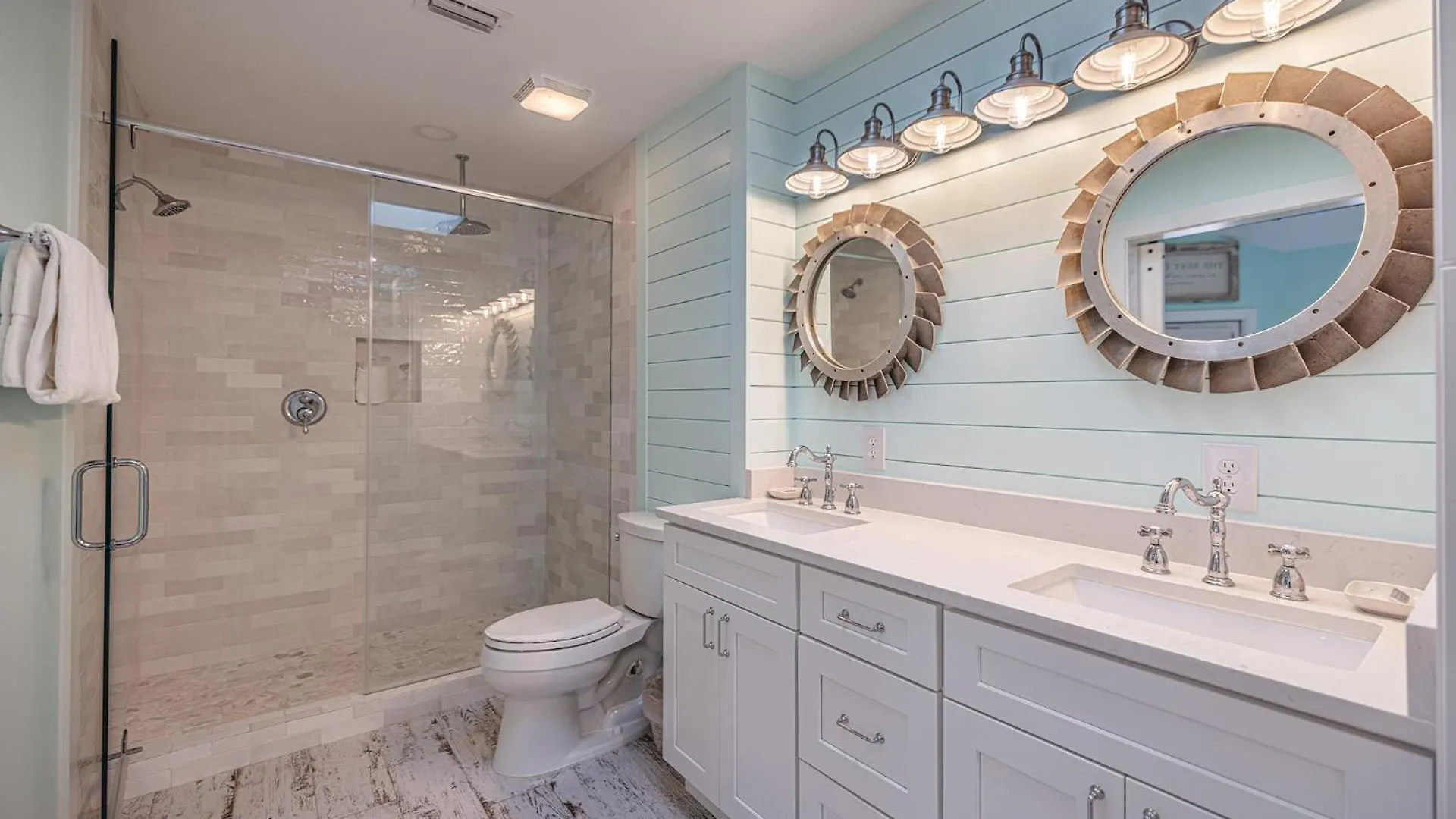 8852 Bay Pine Holiday home *