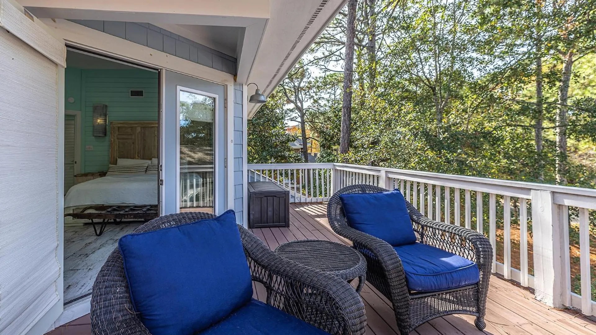 8852 Bay Pine *