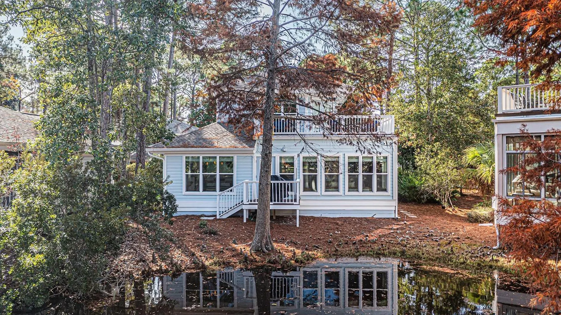 8852 Bay Pine