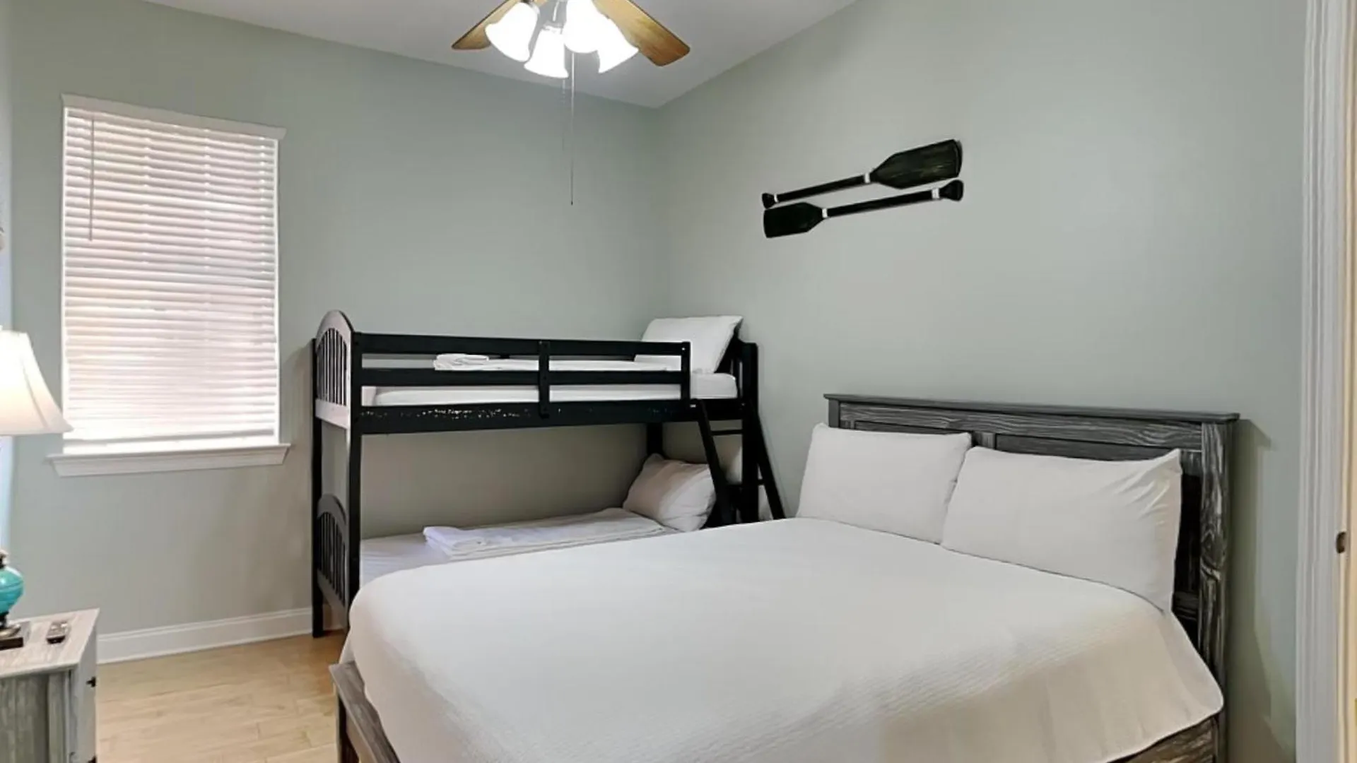 Holiday home Sea Shell Retreat *