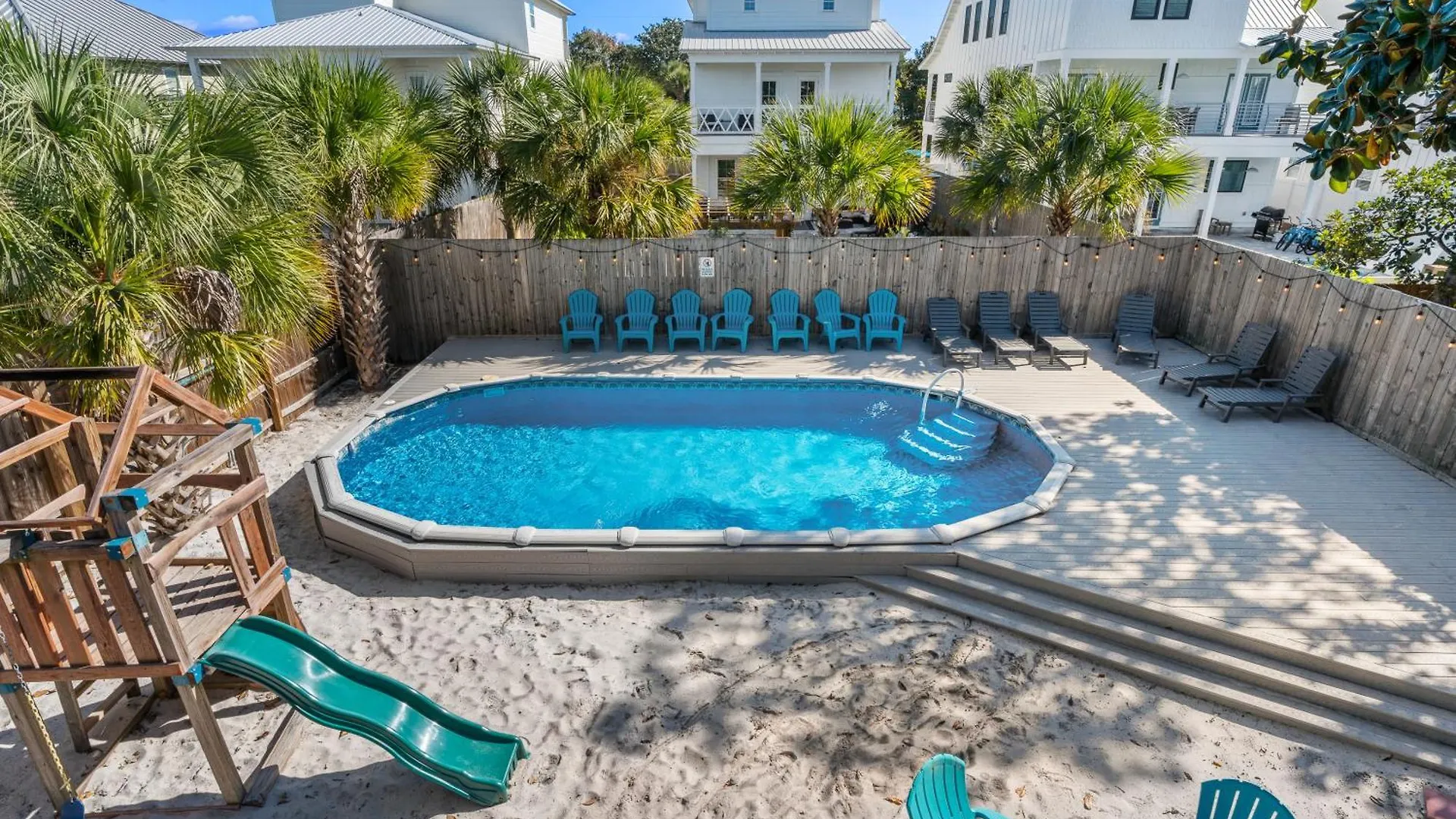 Zula Vacation Home, Sleeps 16, Private Heated Pool, 4min Walk To The Beach, Pets Welcome, Fenced Yard