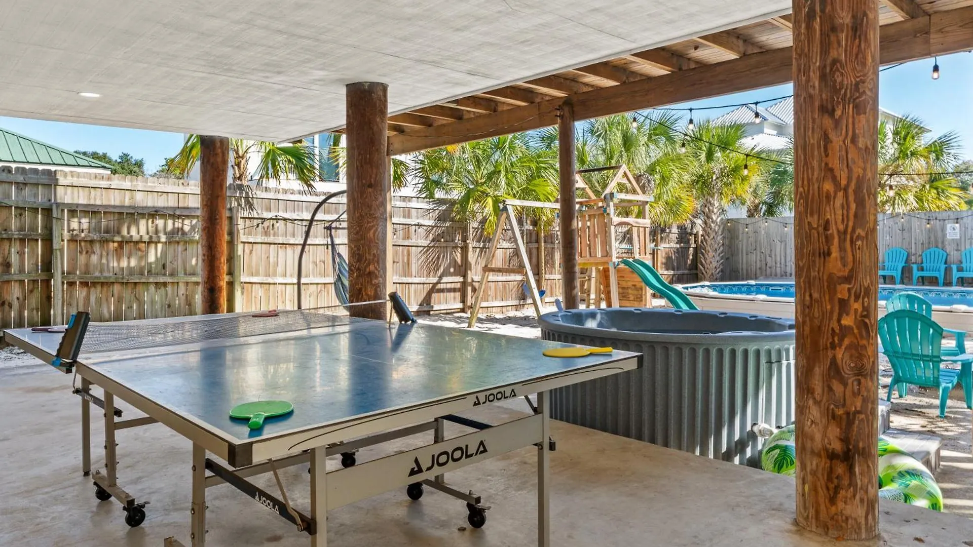 בית נופש Zula Vacation Home, Sleeps 16, Private Heated Pool, 4min Walk To The Beach, Pets Welcome, Fenced Yard *
