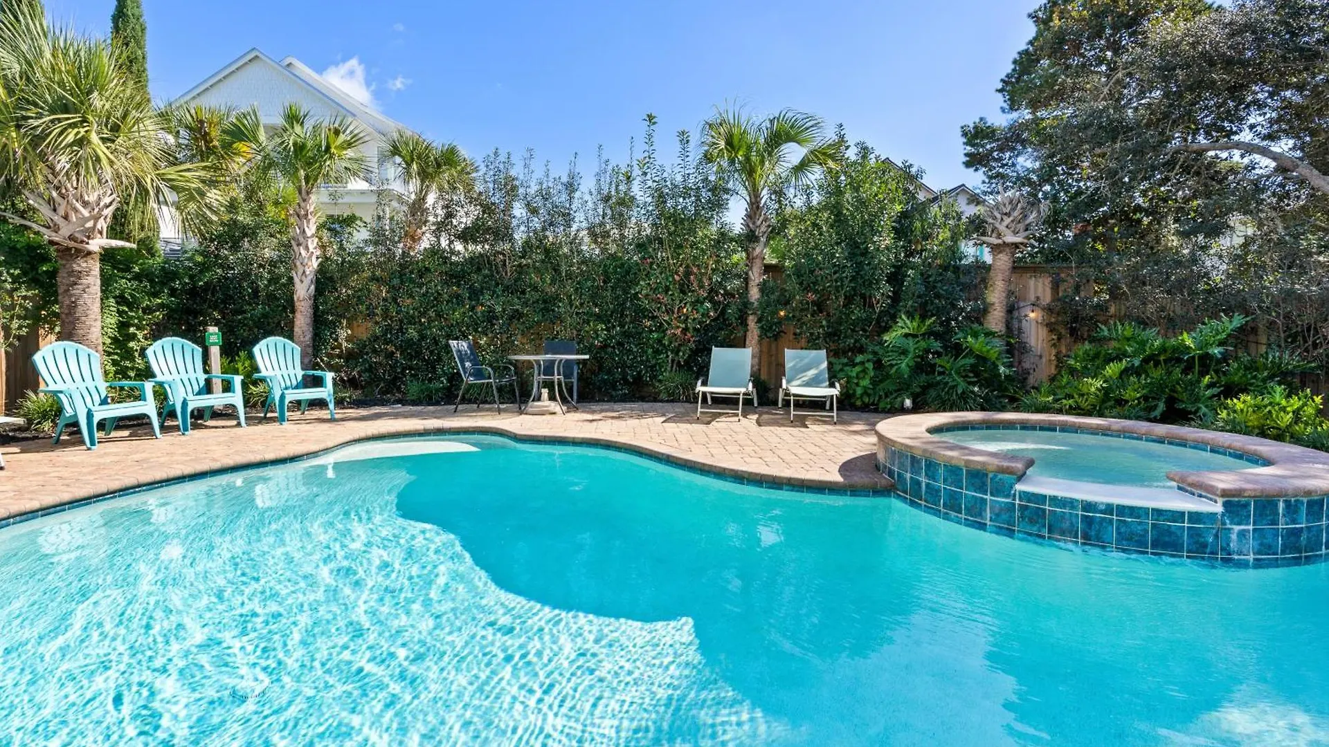 Zula Life House: Spacious Beachside Retreat With Pool And Pet-friendly Yard * Destin