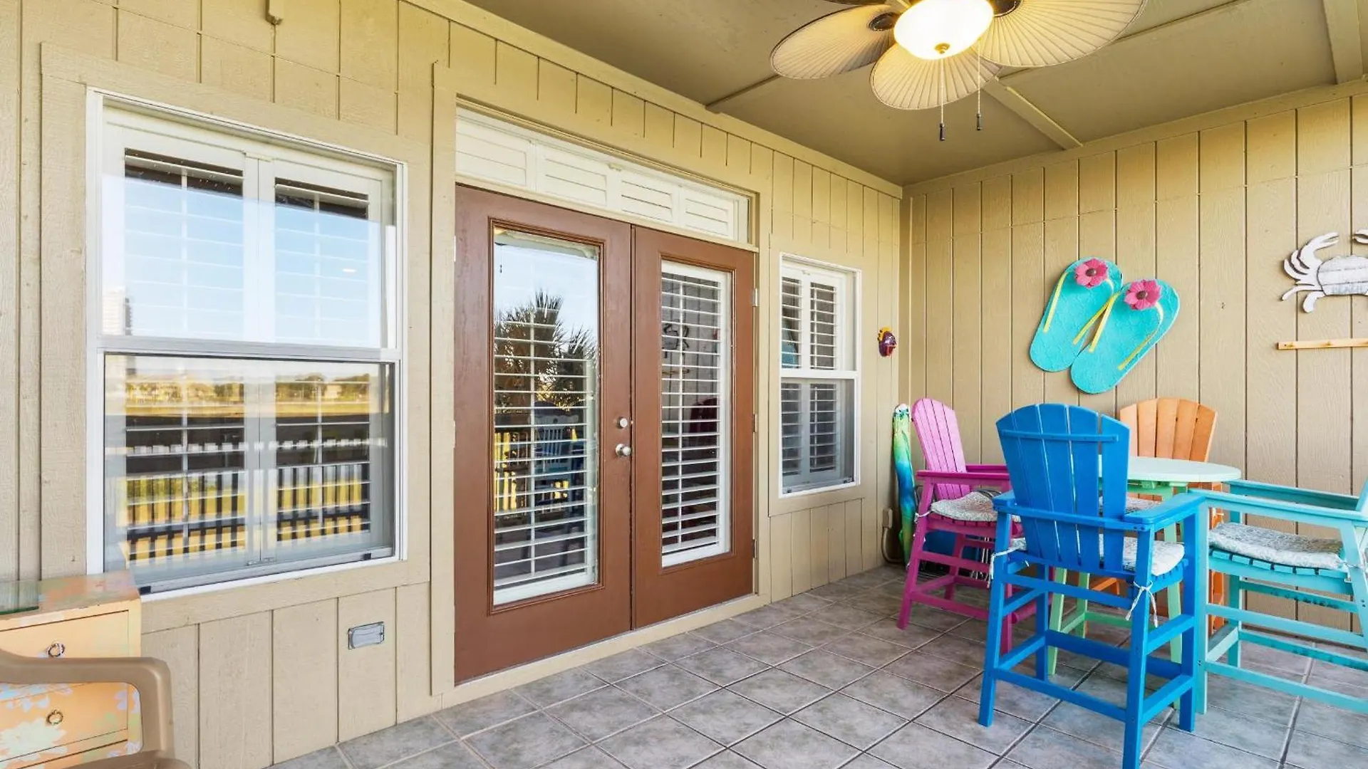Seascape Lakefront 310- Please Holiday home *