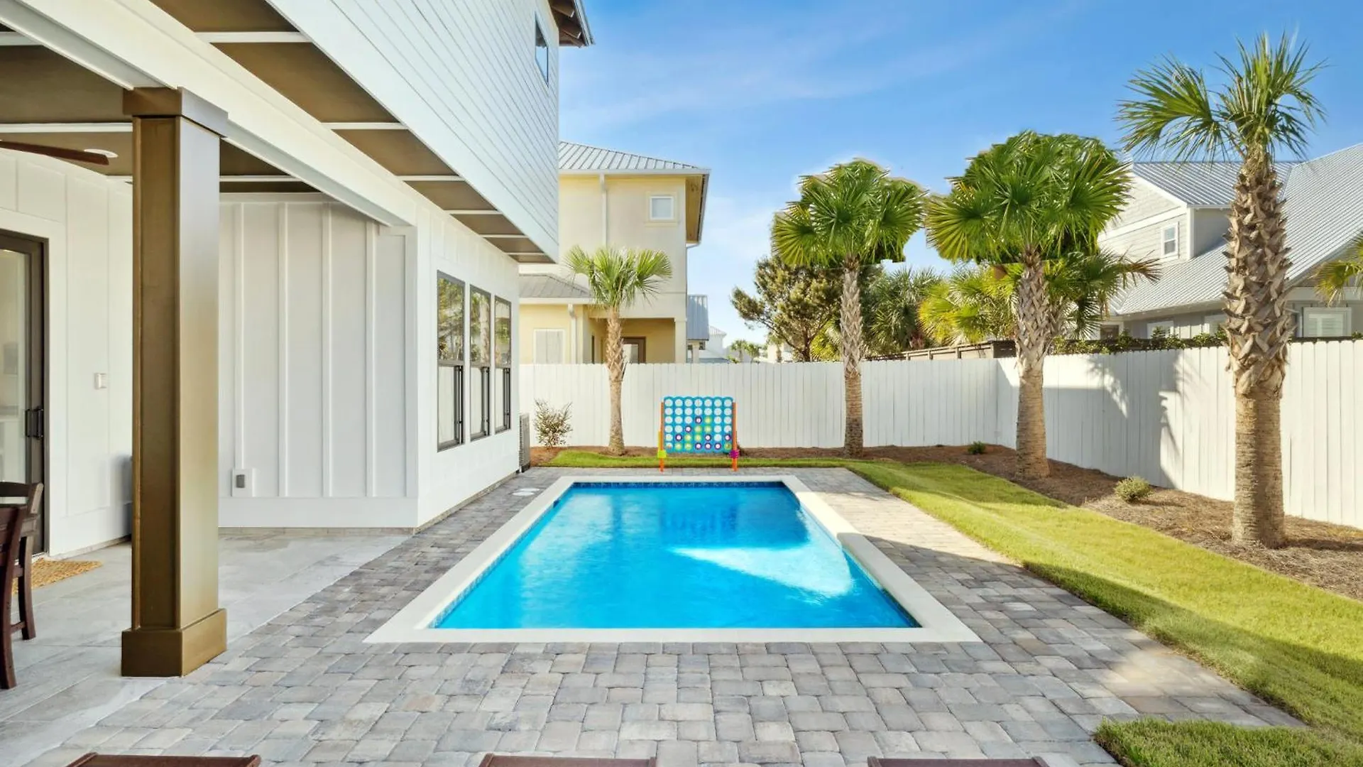A Little Nauti With Pool And Golf Cart Holiday home