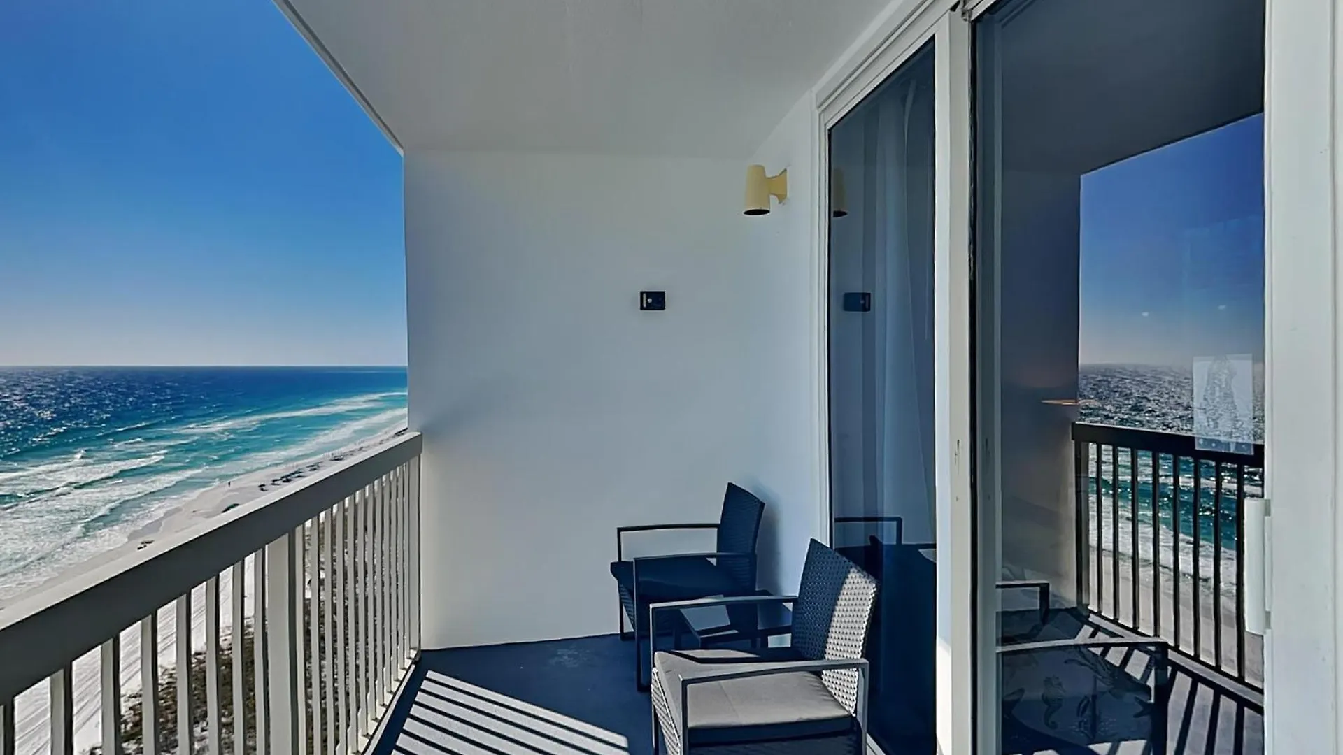 Pelican #1403 Destin