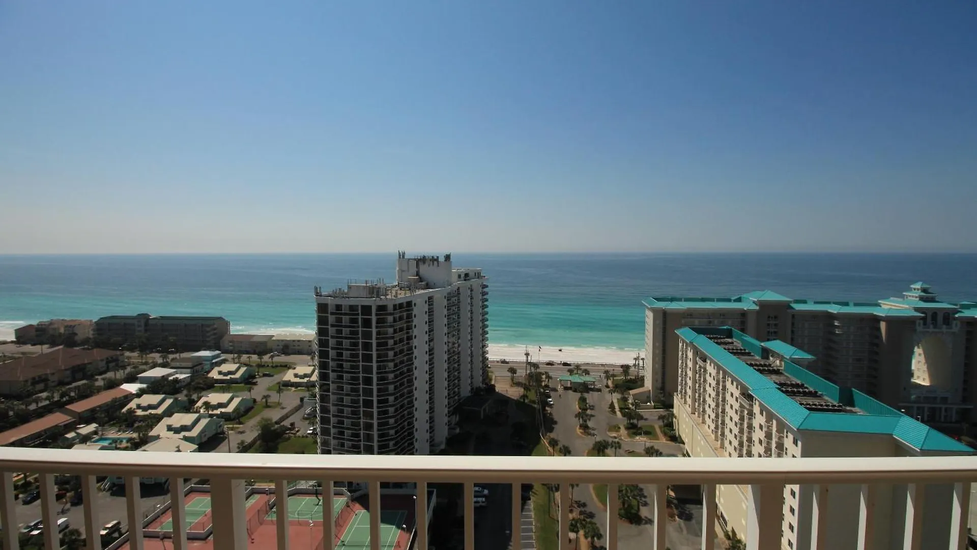 Ariel Dunes 2103 Salty Bull Fabulous Updated Condo! * Destin
