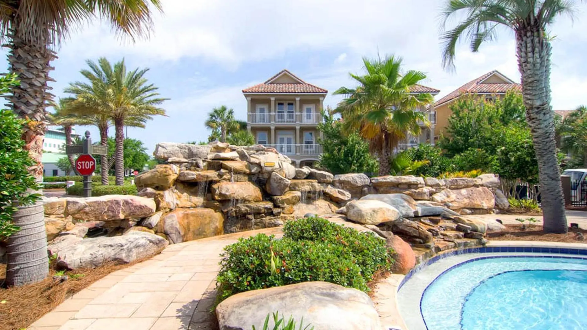 Destin's Siren Song