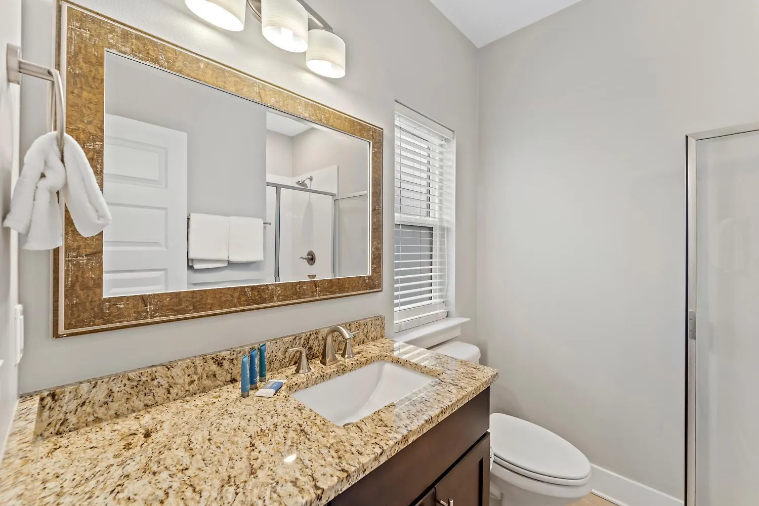 Barracuda House Fr 225 Kono Way *