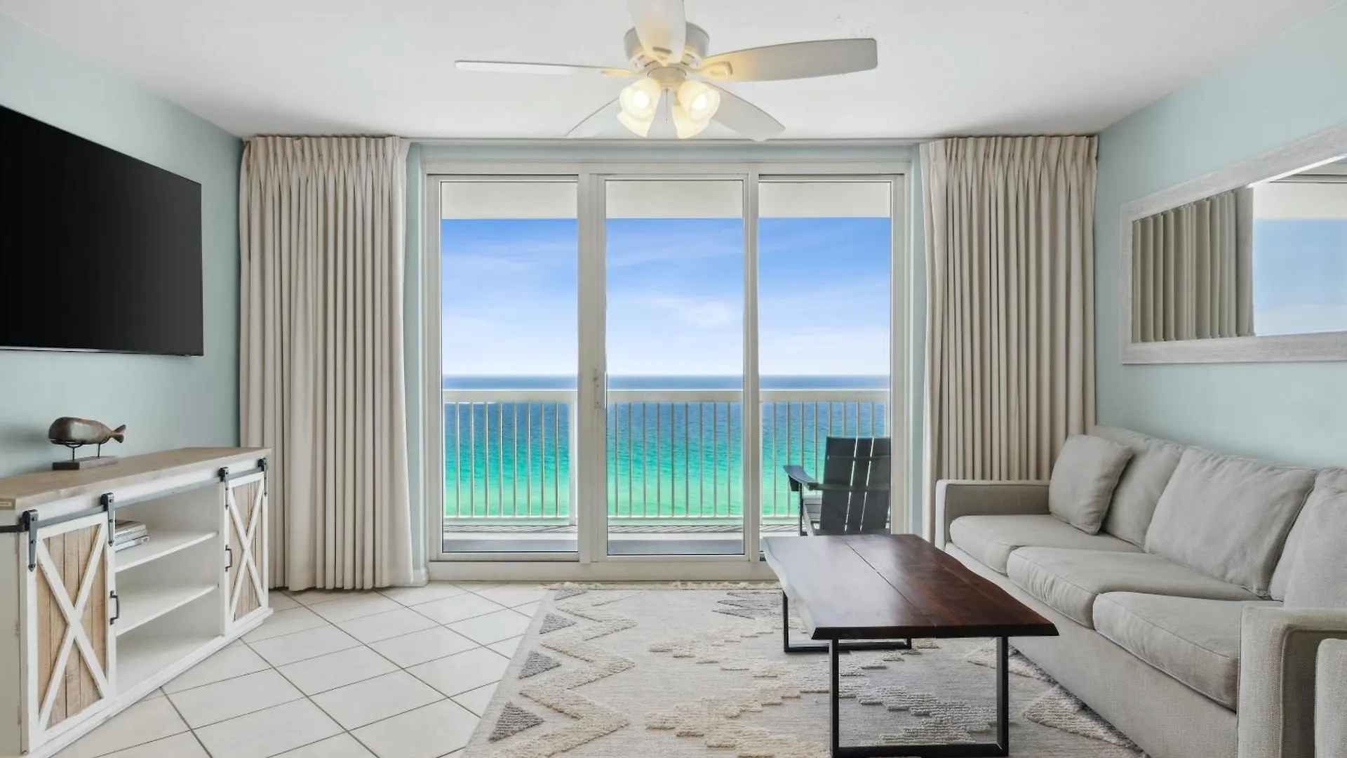 Pelican By Panhandle Getaways Apartment Destin