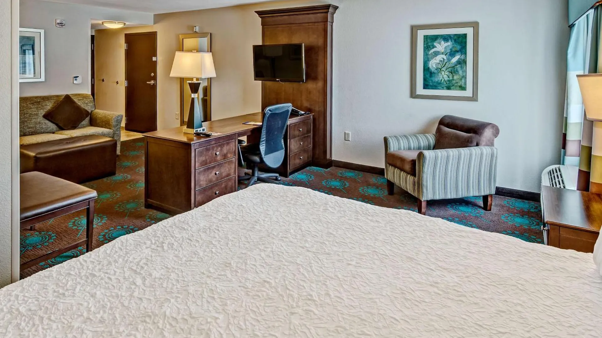 Hotel Hampton & 3*