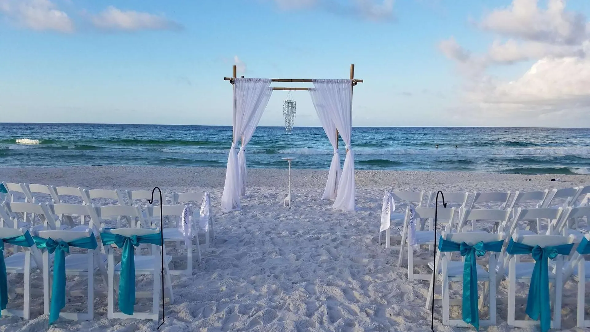 Embassy By Hilton Destin Miramar Hotell 3*