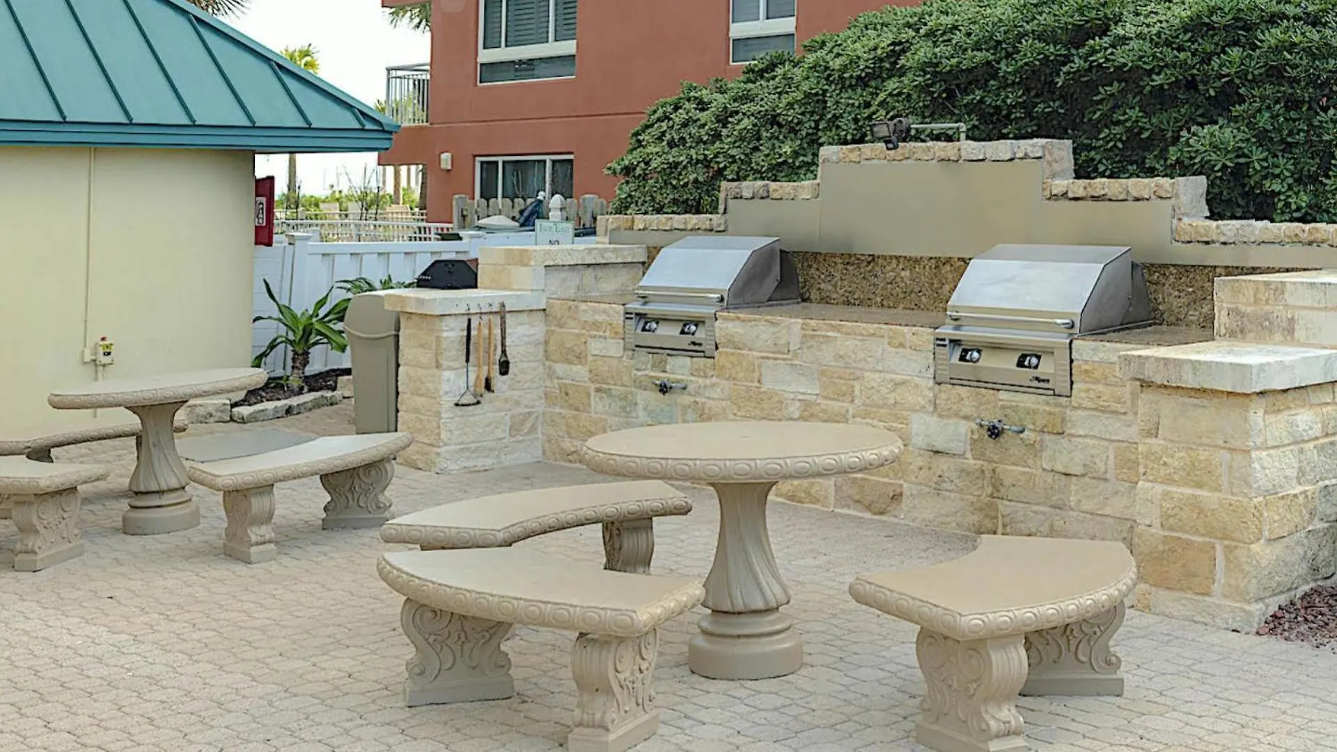 Jade East # 1440 Destin