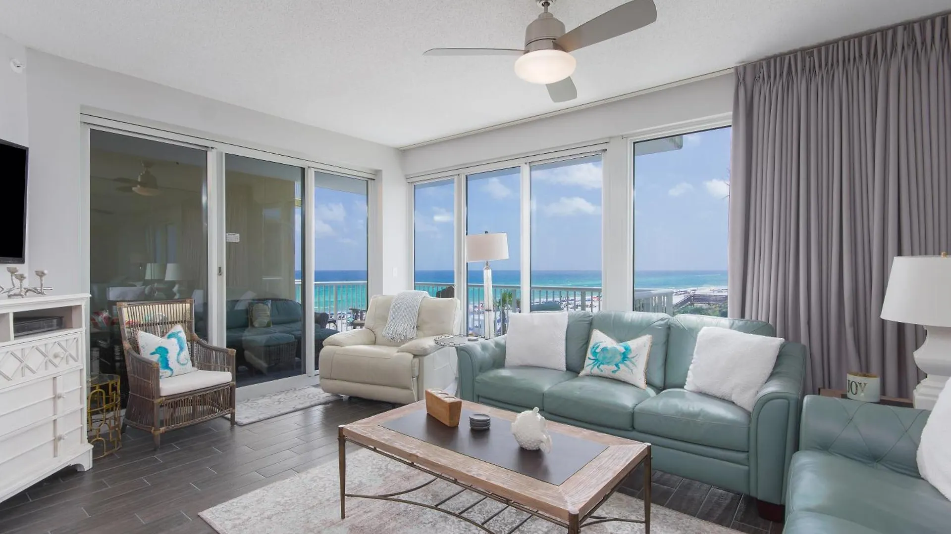 Crescent At Miramar-gulf Front Luxury Condo-free Chairs! Holiday home Destin