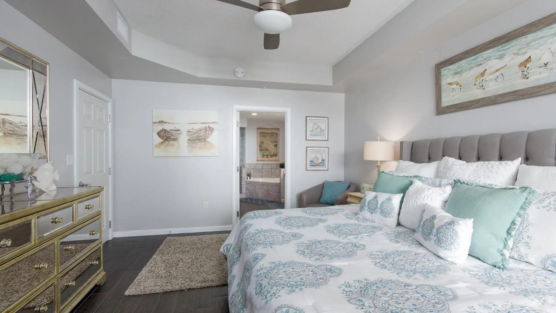 Crescent At Miramar-gulf Front Luxury Condo-free Chairs! Holiday home *