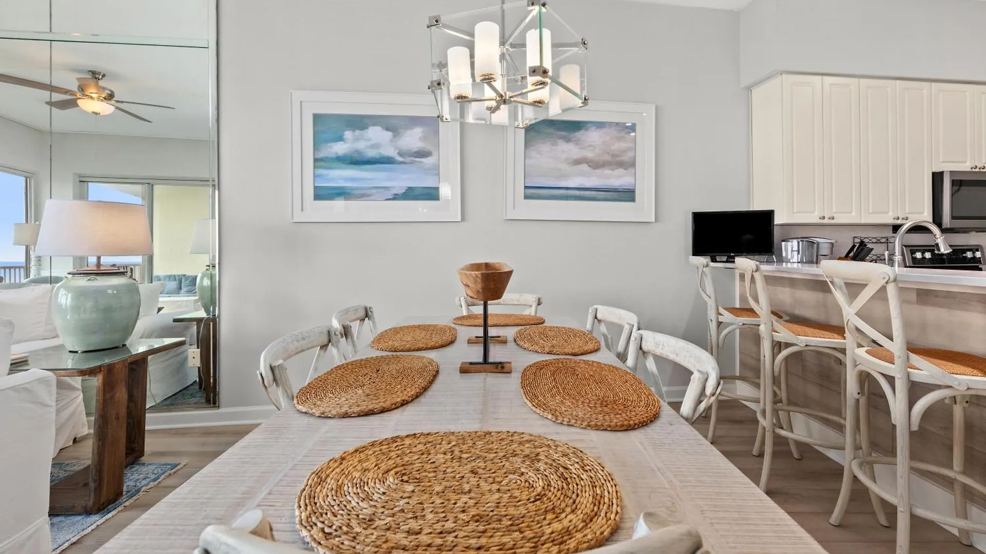 Holiday home Newly Renovated! Breathtaking Views! Fourth Floor! Pools! Grill! Chairs Destin