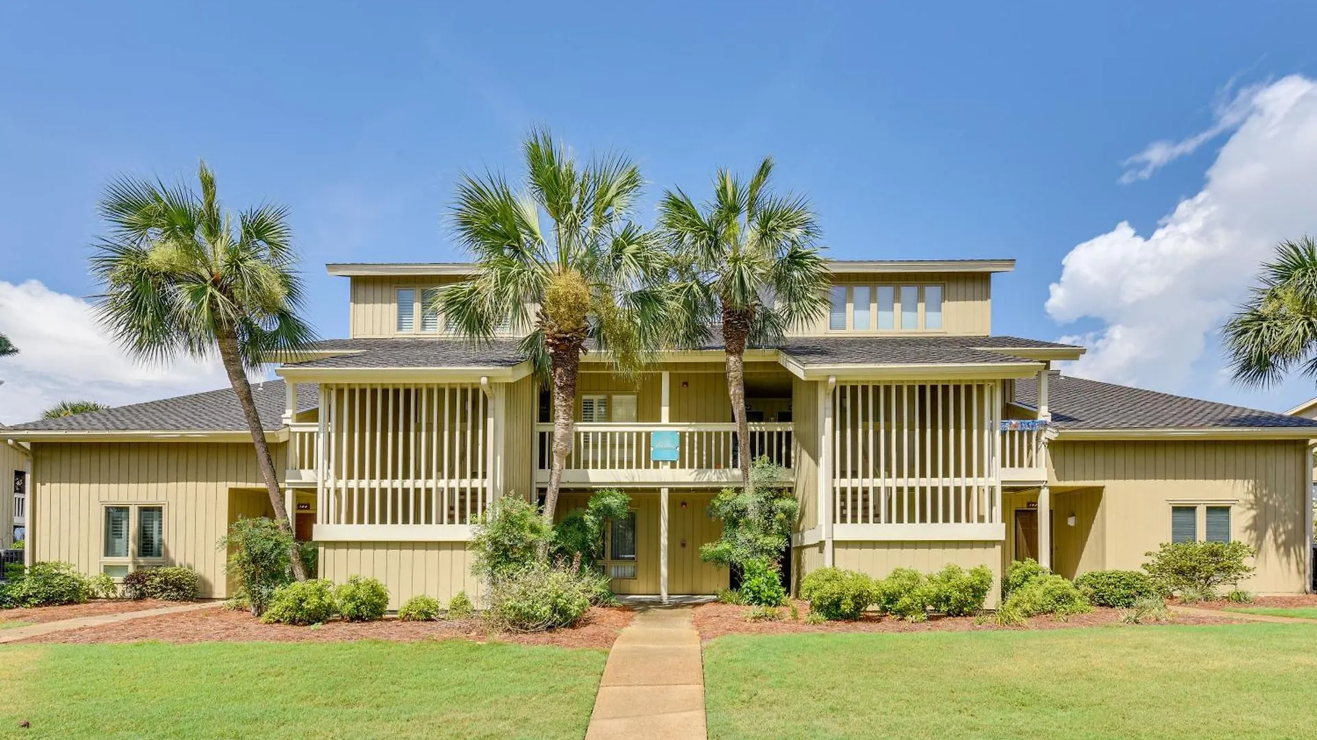 Chic Miramar With Pool Access! Apartment Destin