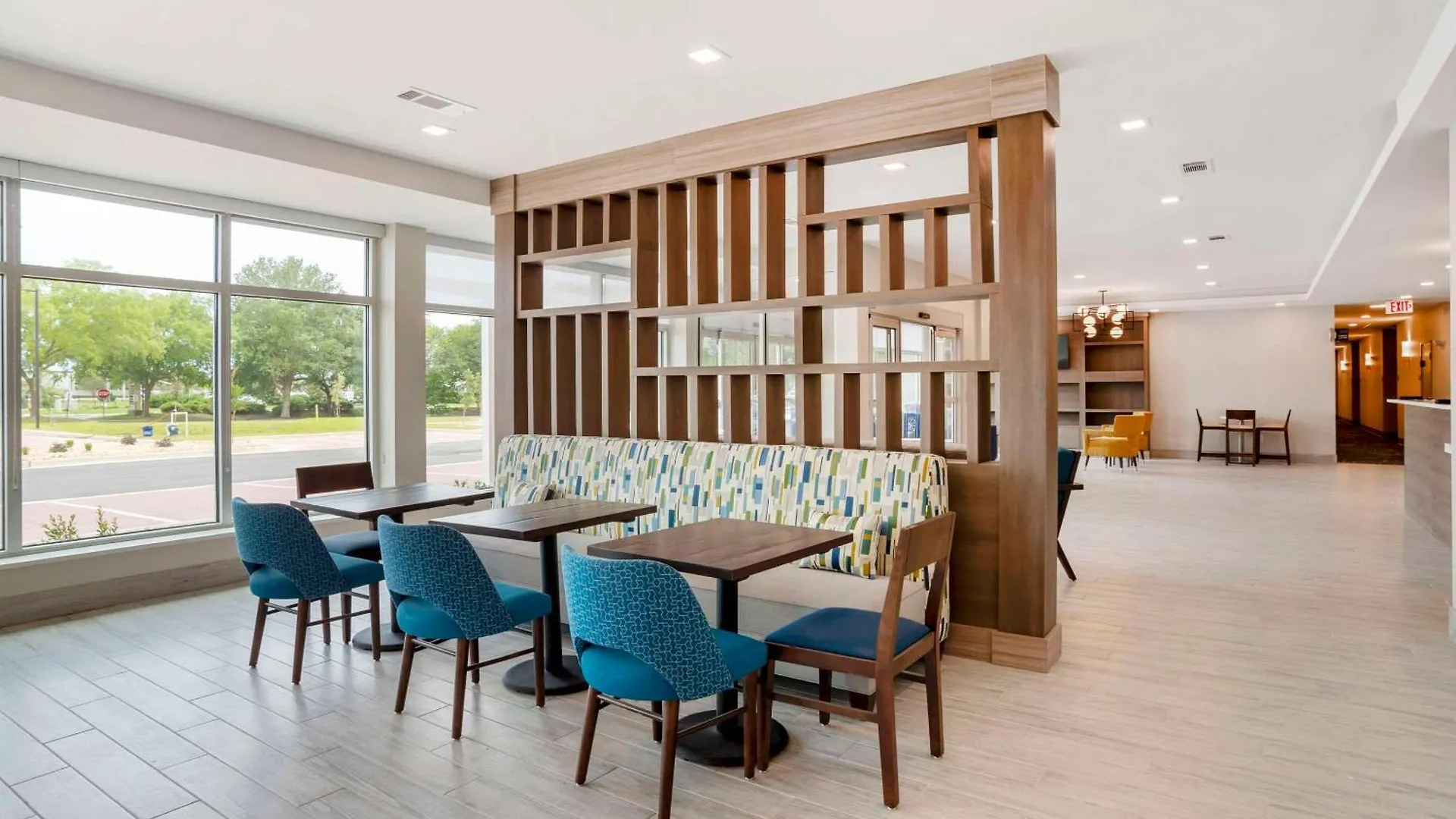 Comfort & Suites Hotel Miramar Beach