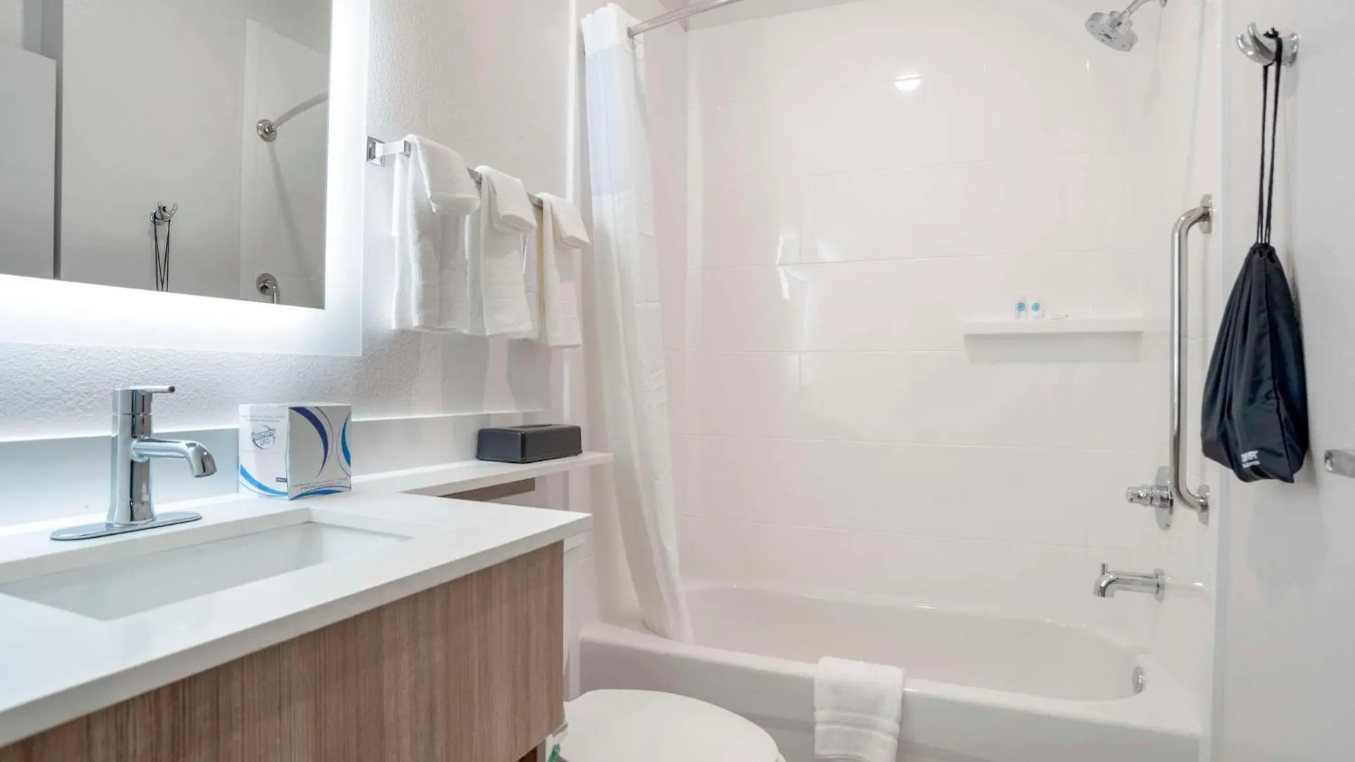 Comfort & Suites Miramar Beach