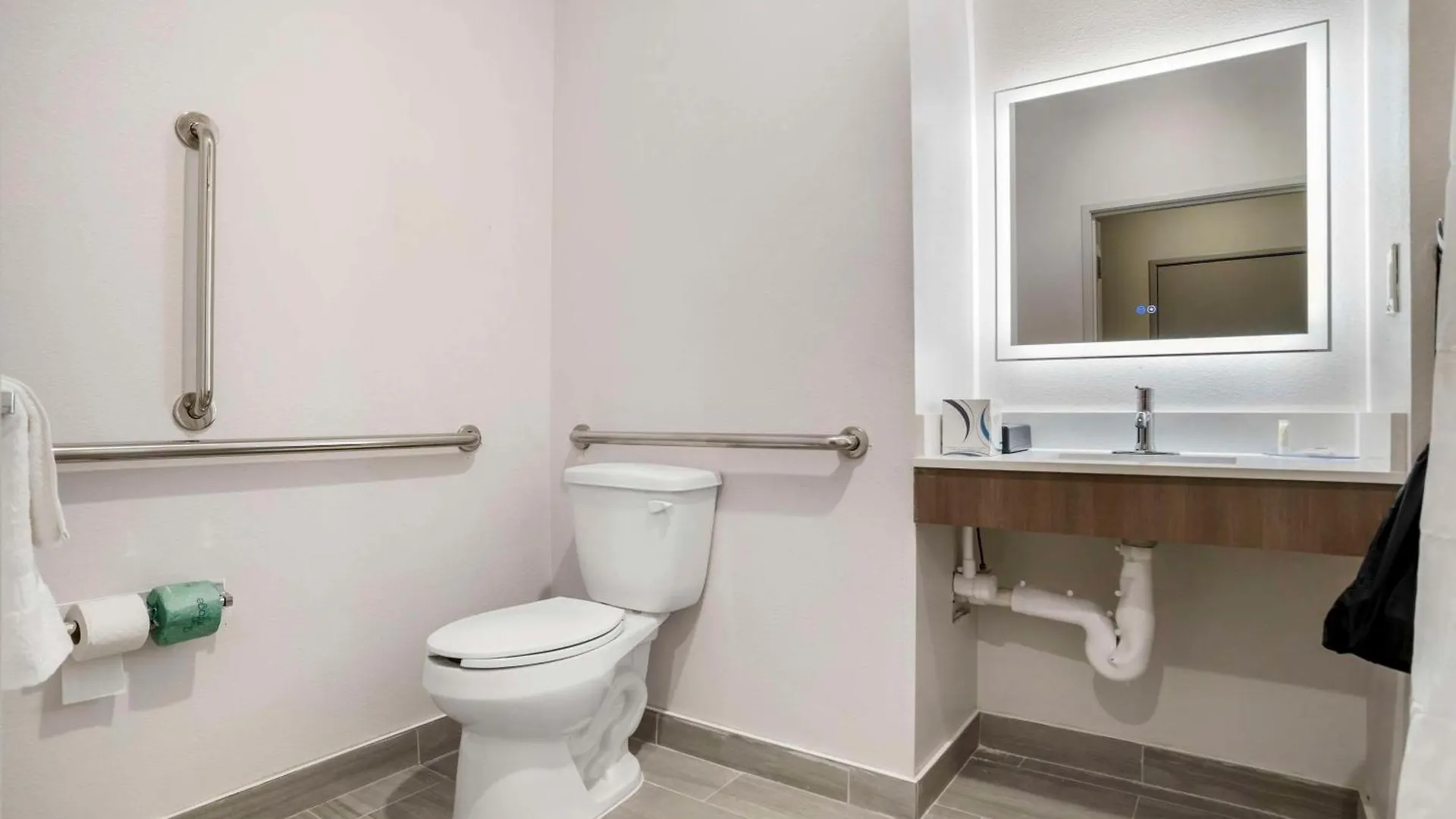 Comfort & Suites Miramar Beach