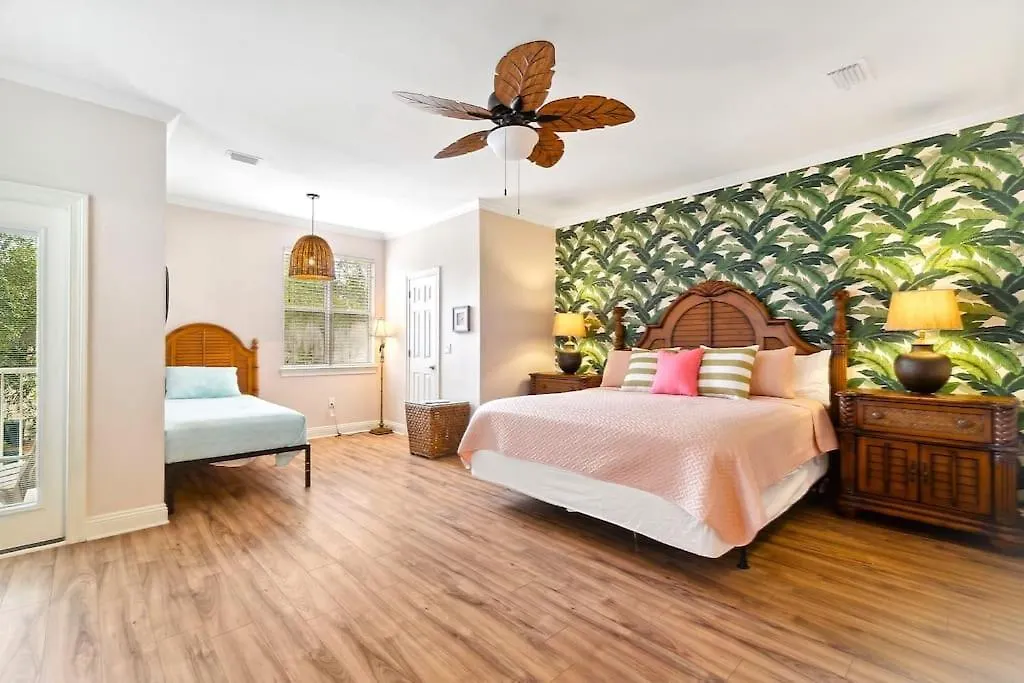Holiday home Seas The Dream At The Villages Of Crystal