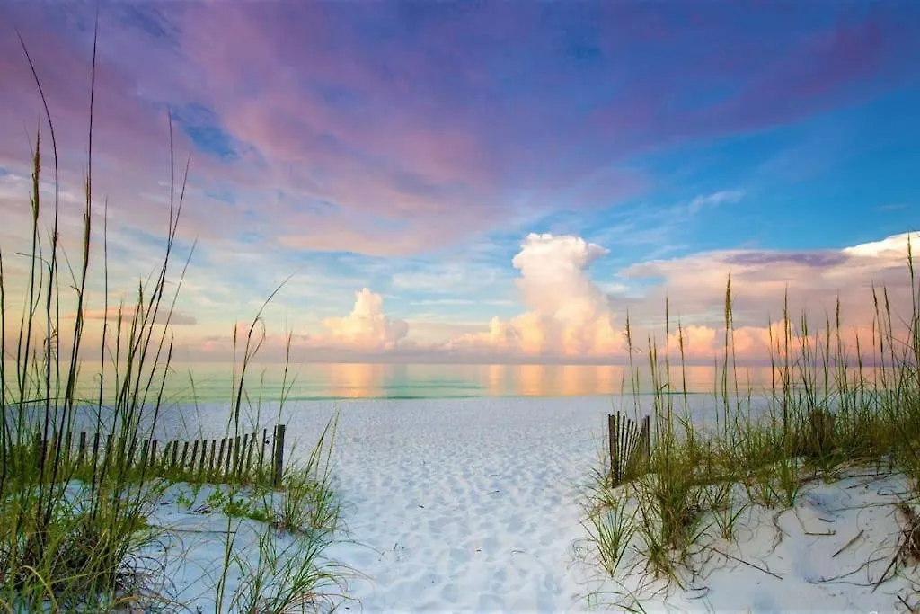 Seas The Dream At The Villages Of Crystal Holiday home Destin