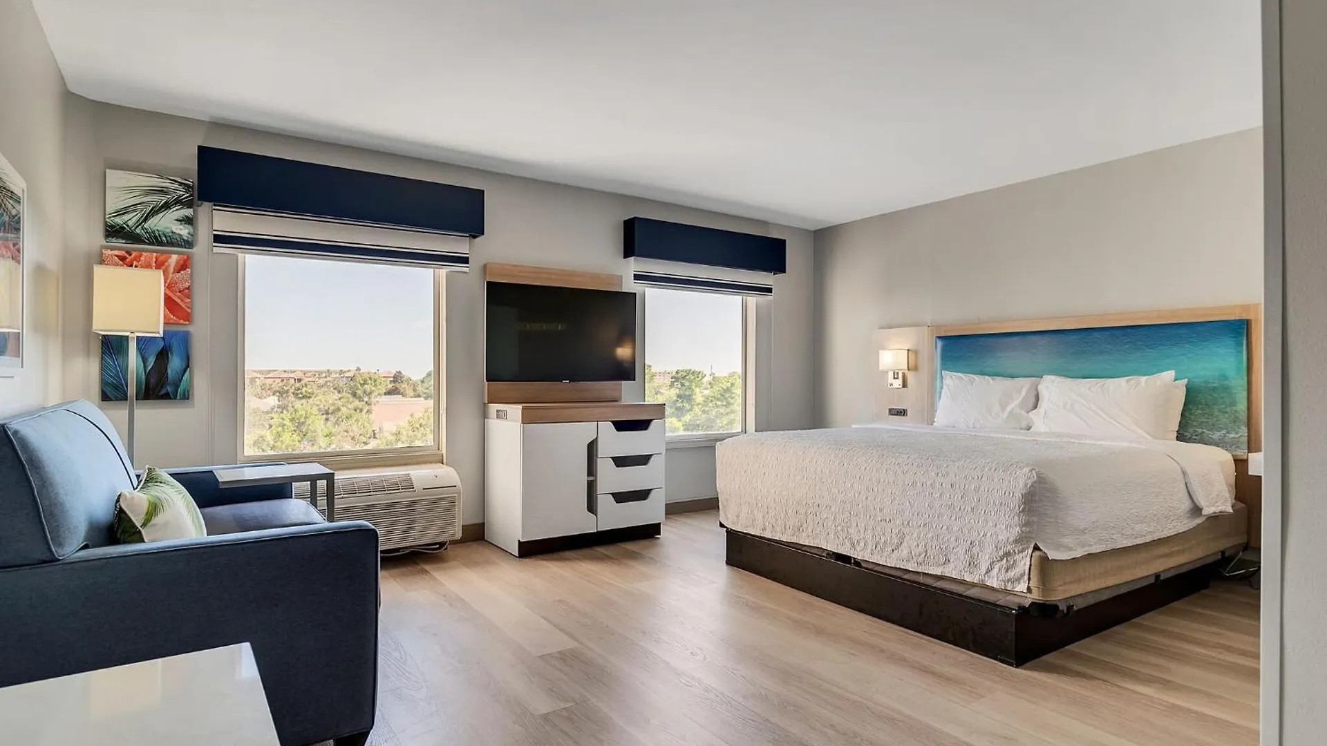 Express & Destin - Miramar By Ihg
