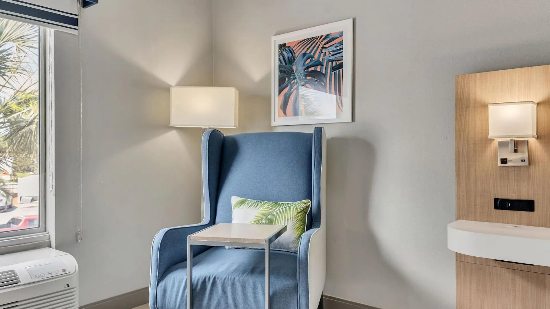 Express & Destin - Miramar By Ihg Hotel 3*