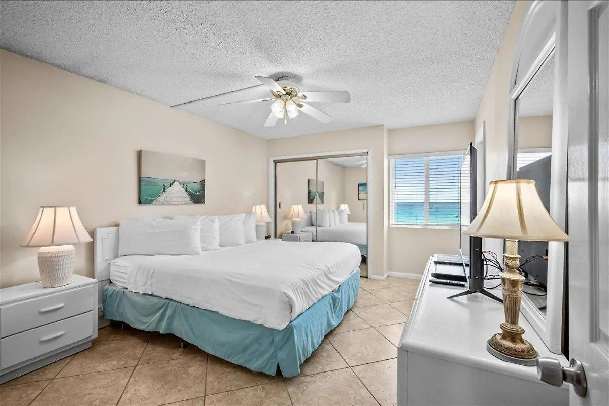 Surf And Racquet Unit 520 Vakantiehuis