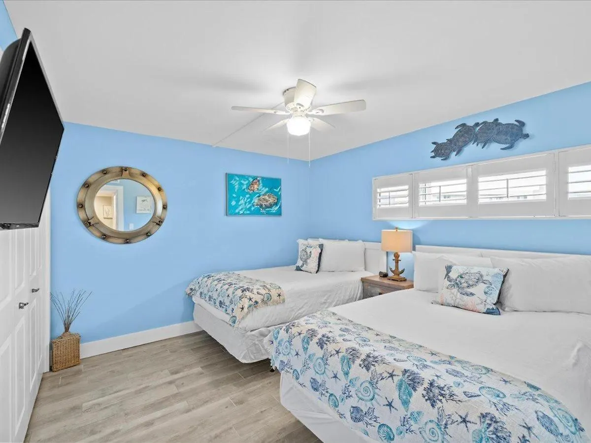 Holiday home Surf And Racquet Unit 404 Destin
