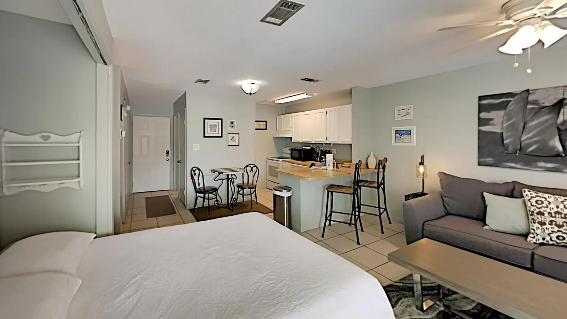 דירה Sandpiper Cove #8210