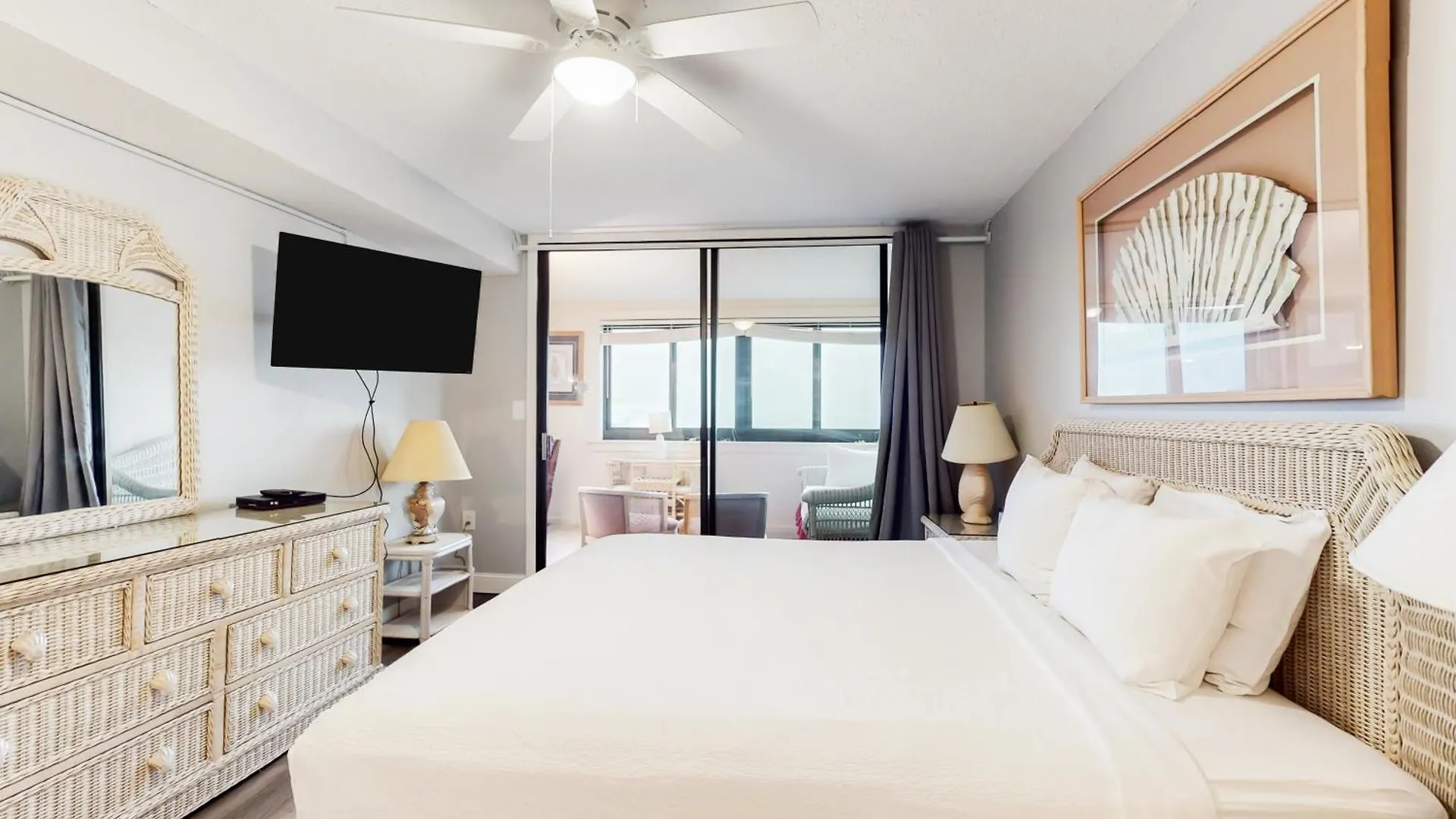 Apartment Jetty East 306b