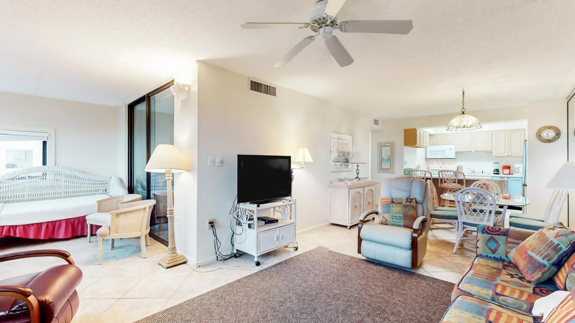 Jetty East 306b