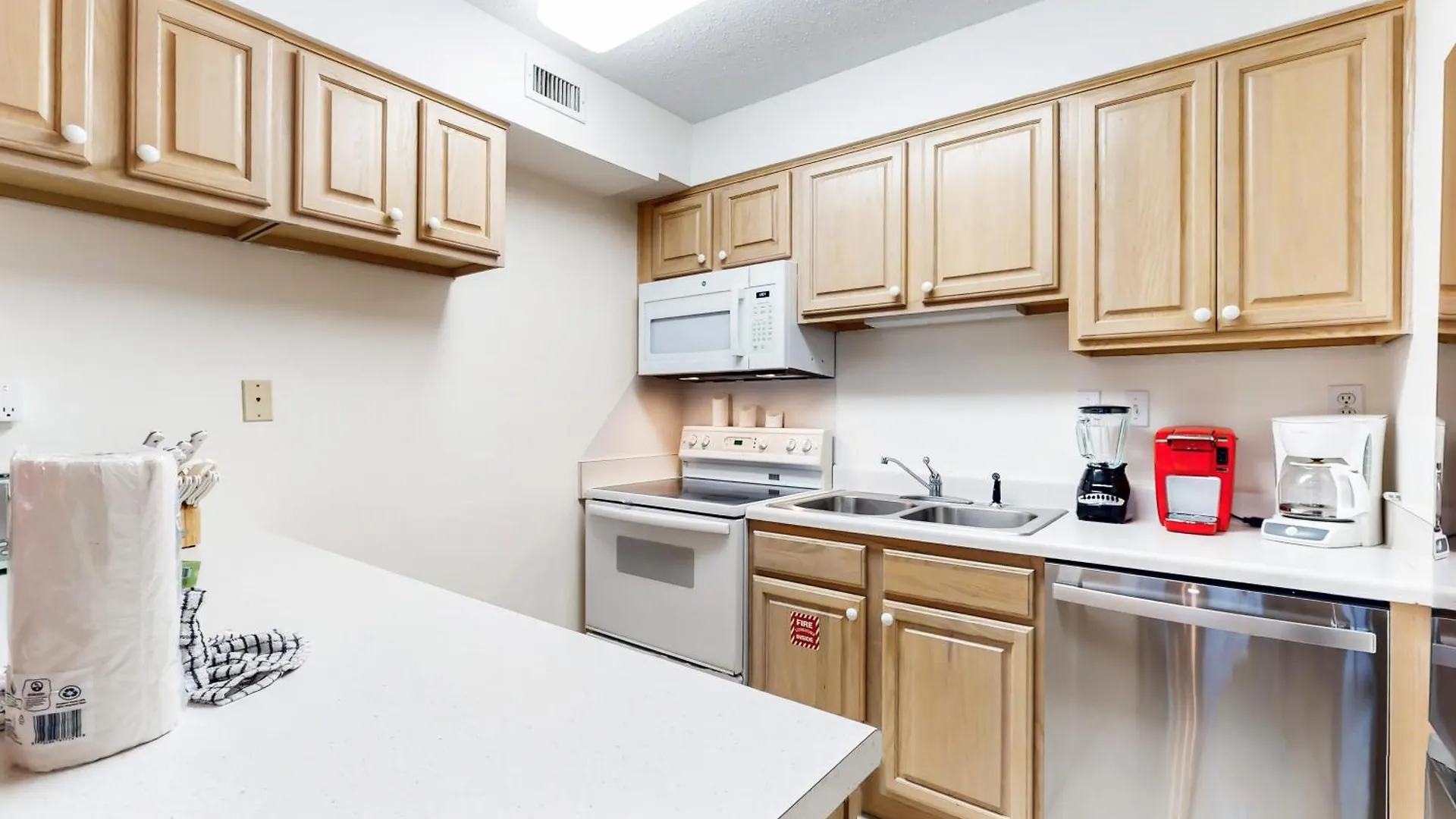 Jetty East 306b Apartment *