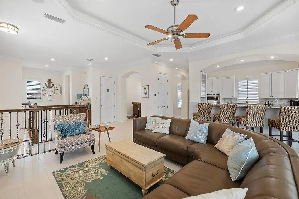 Holiday home Gulf Views 6 Bedroom Elevator Community Pool