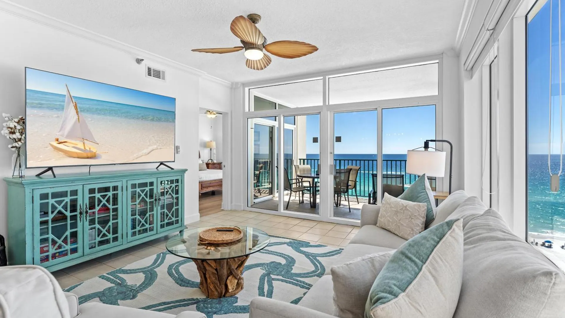 Jade East Towers 0950 By Newman-dailey Holiday home *