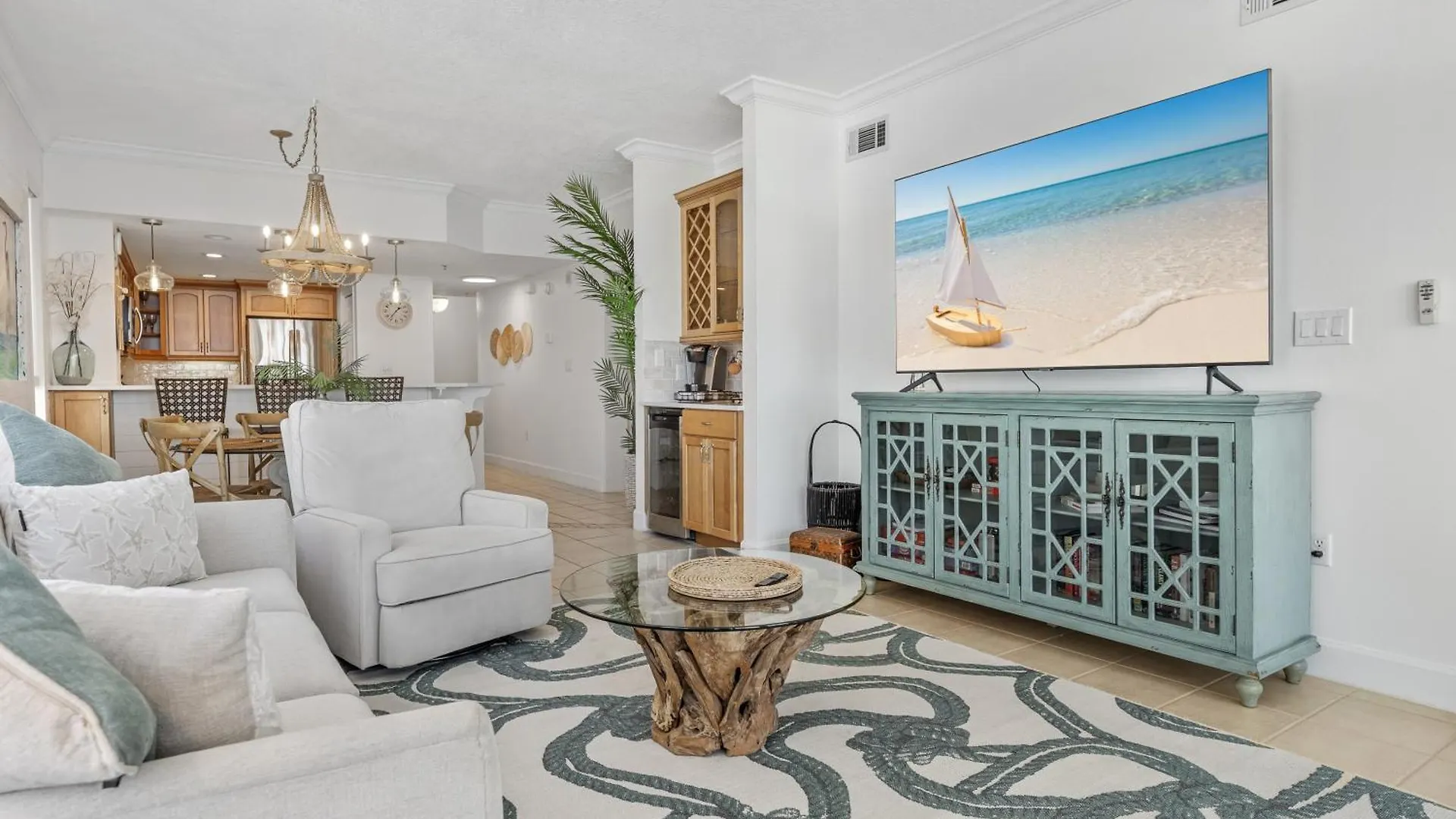 Jade East Towers 0950 By Newman-dailey Holiday home