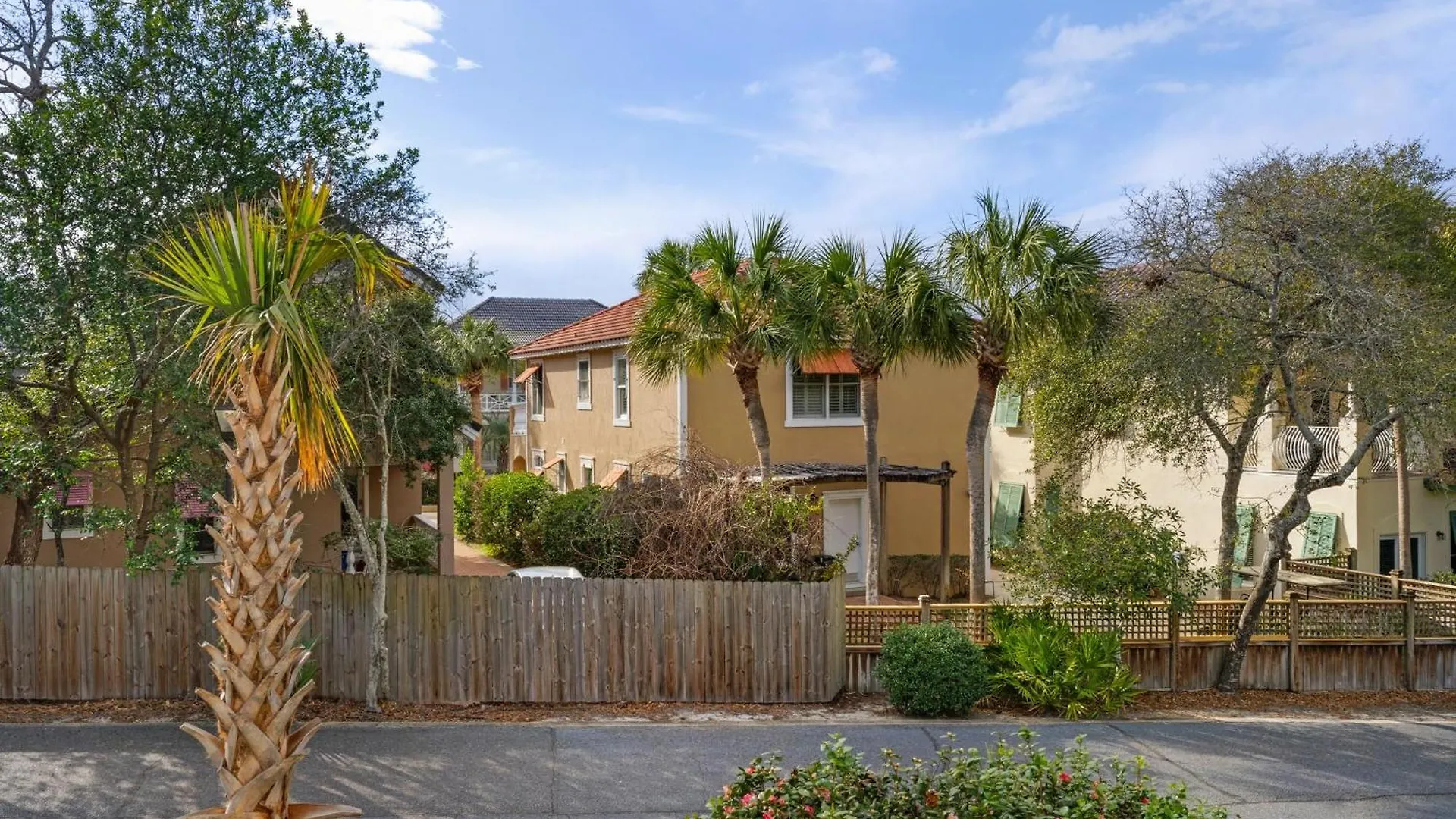 Holiday home Hidden Dunes 149 Destin