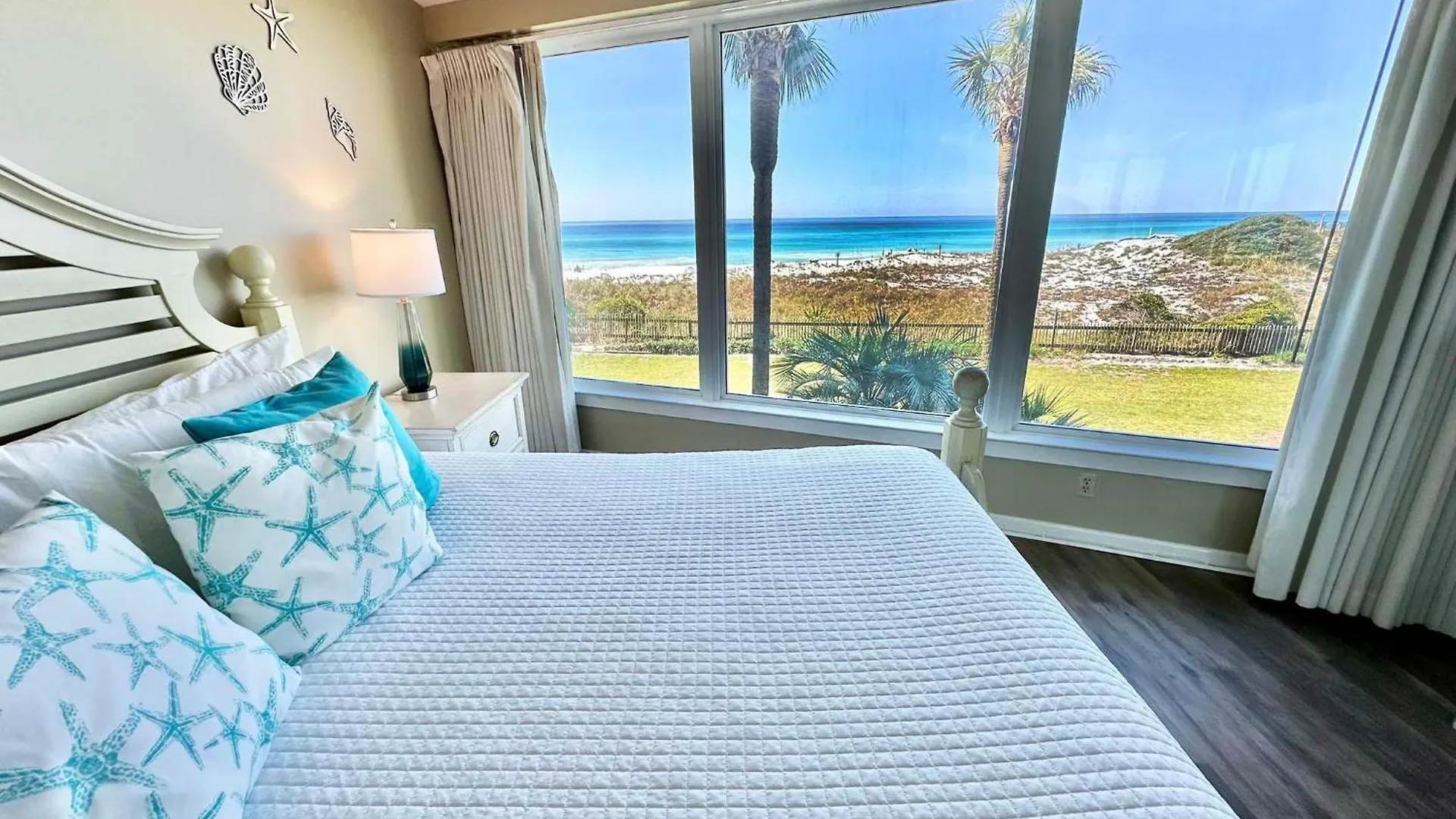 4216 Beachside Two Holiday home