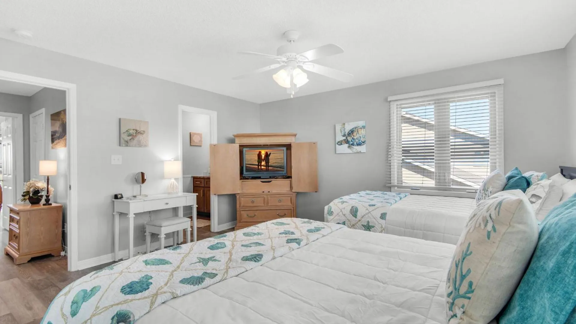 Seascape Lakefront 281- Family Tides Destin