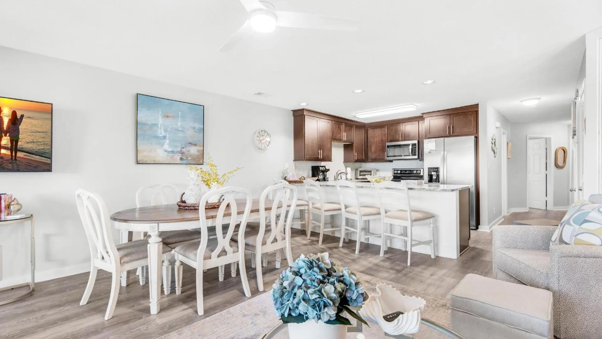Seascape Lakefront 281- Family Tides *