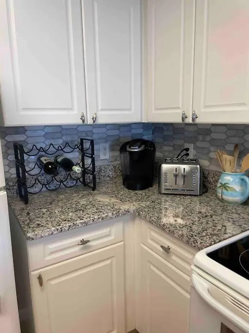 Amalfi Gulf Views! Pools Steps To Family-friendly Apartment *