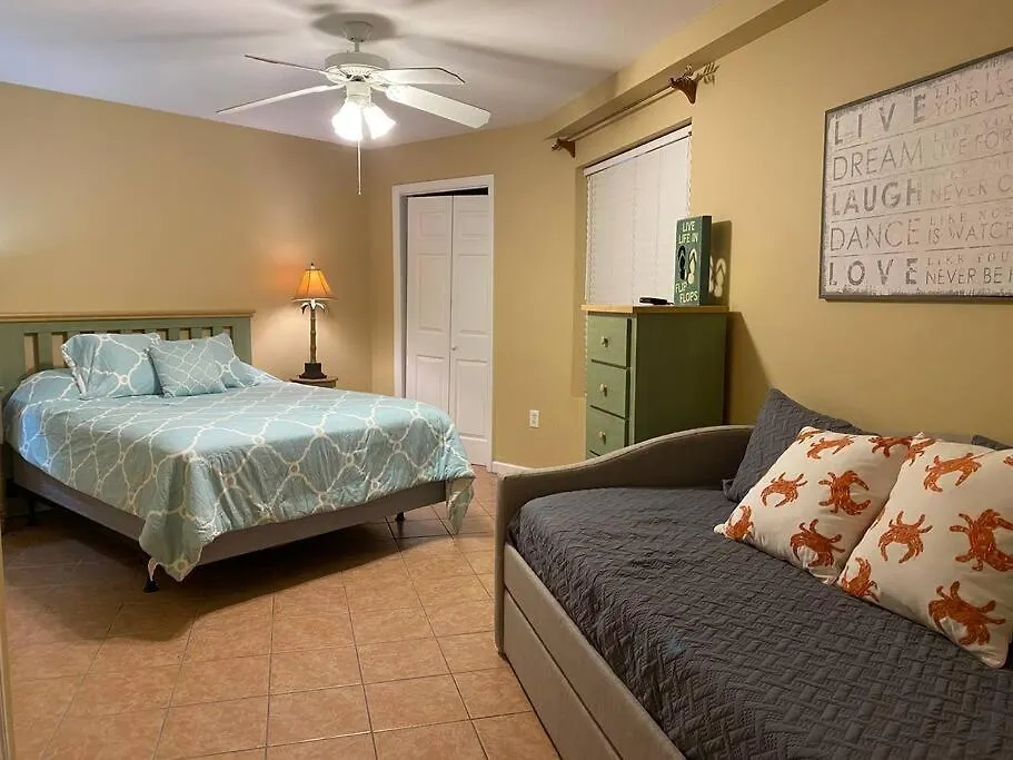 Amalfi Gulf Views! Pools Steps To Family-friendly Apartment Destin
