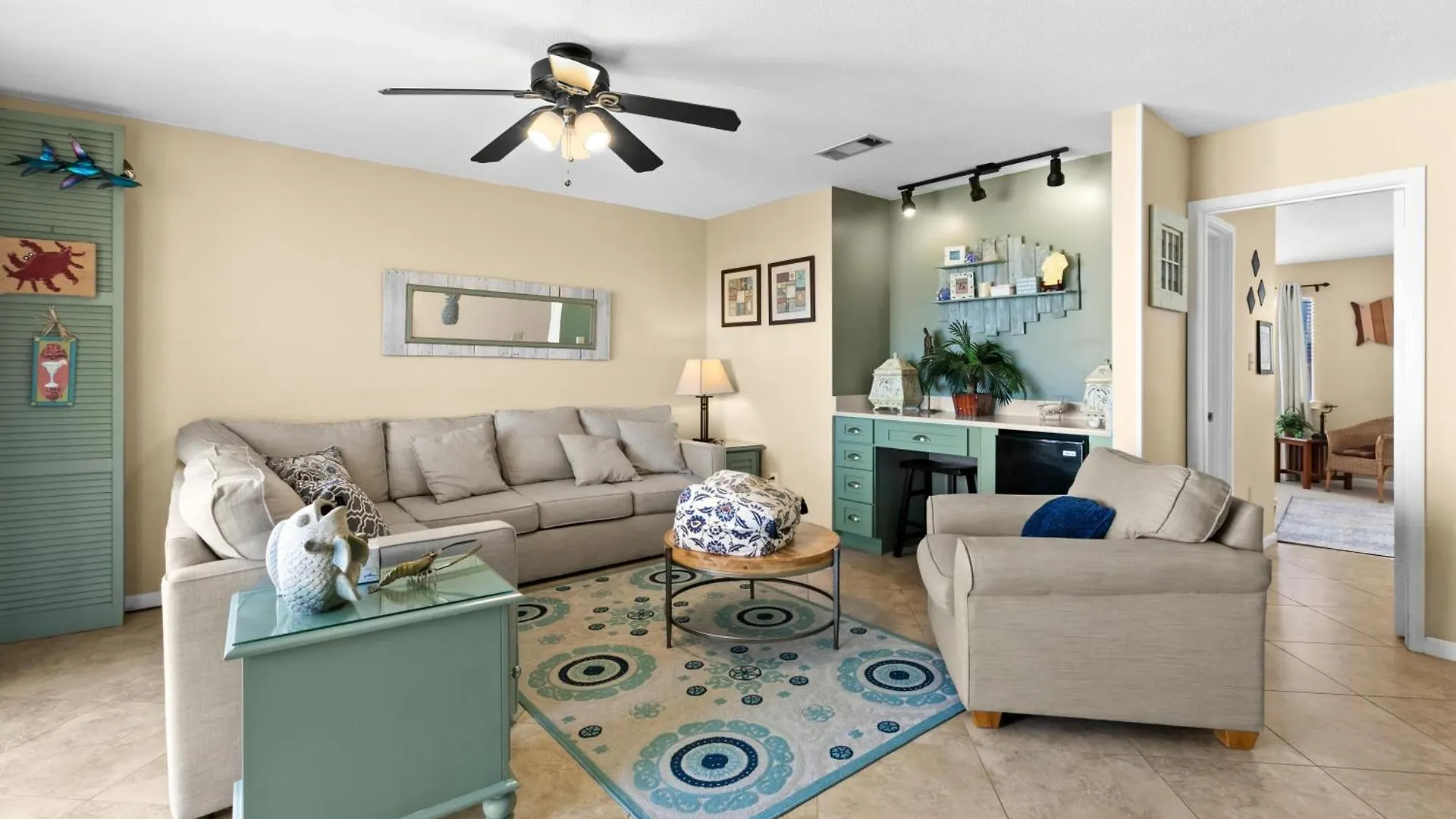 Blue Surf 8 Holiday home *