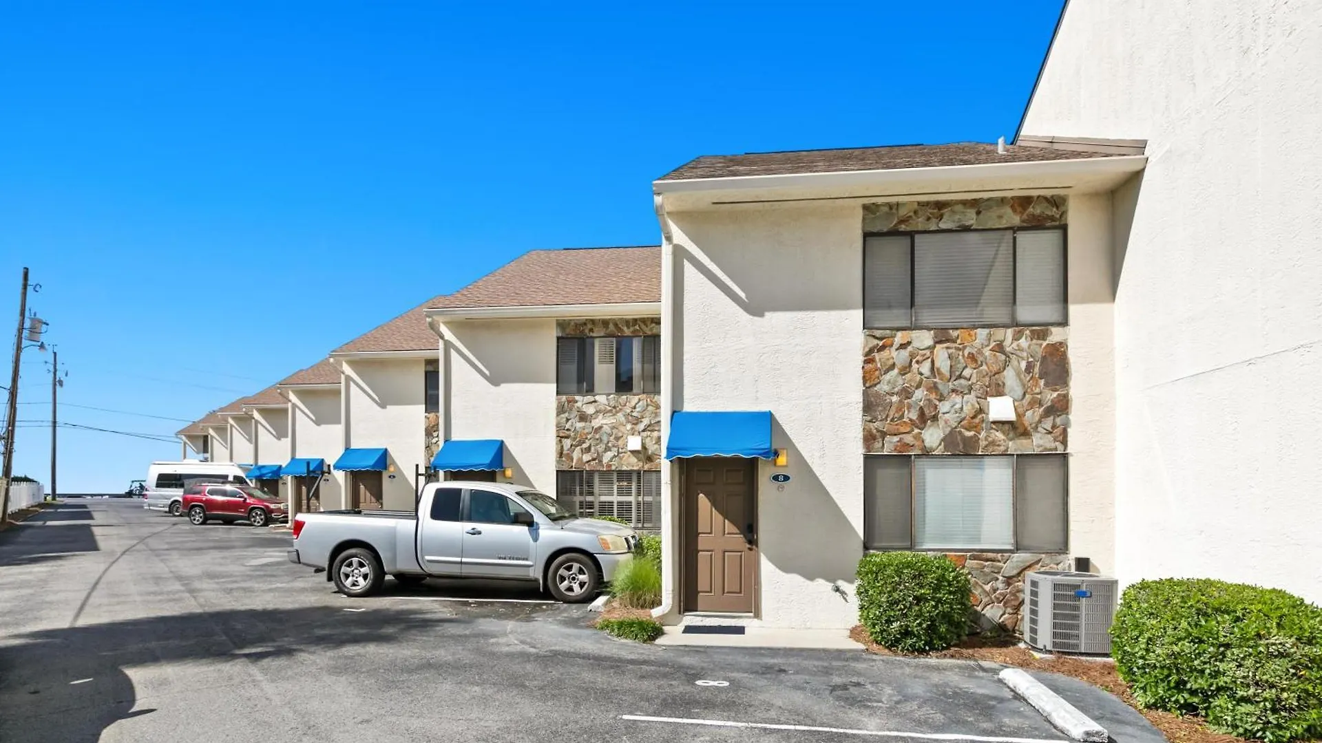 Blue Surf 8 Holiday home *