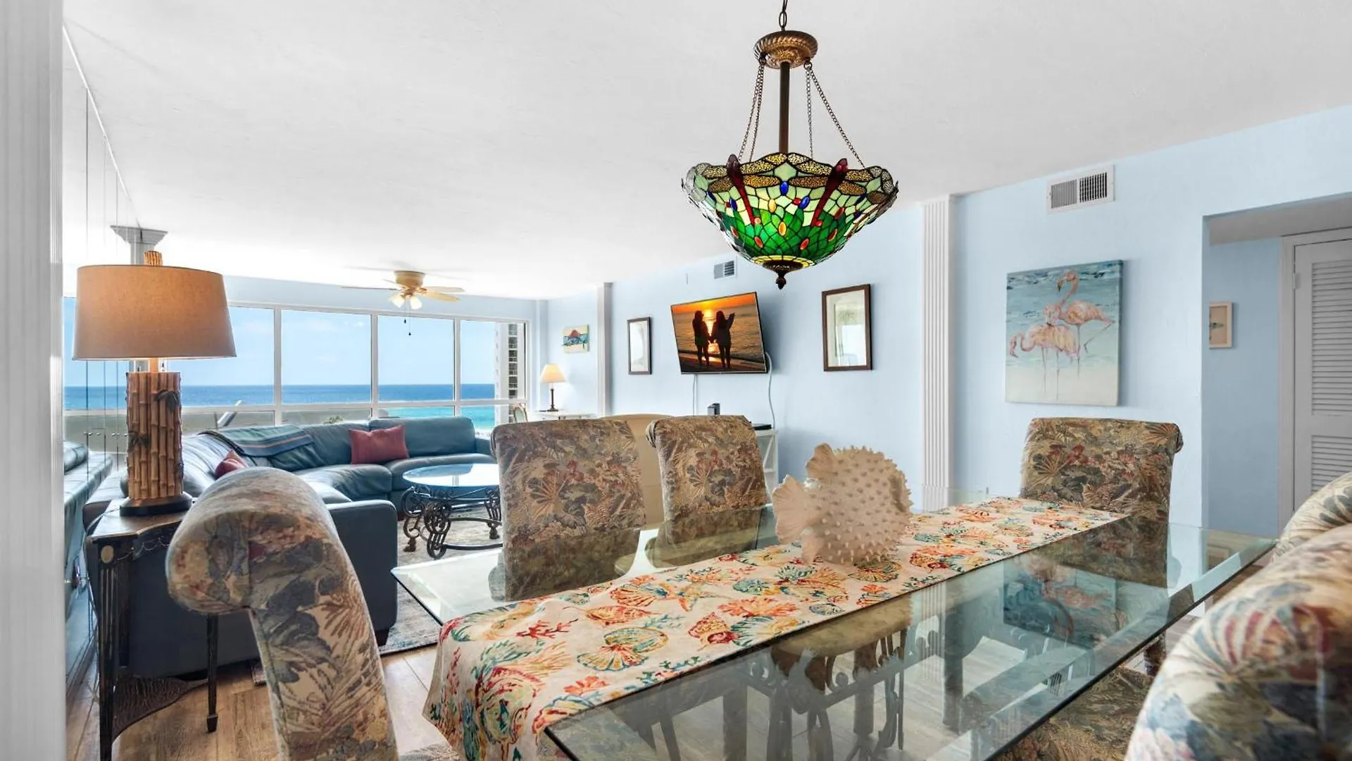 Shoreline Towers 3063 Apartment