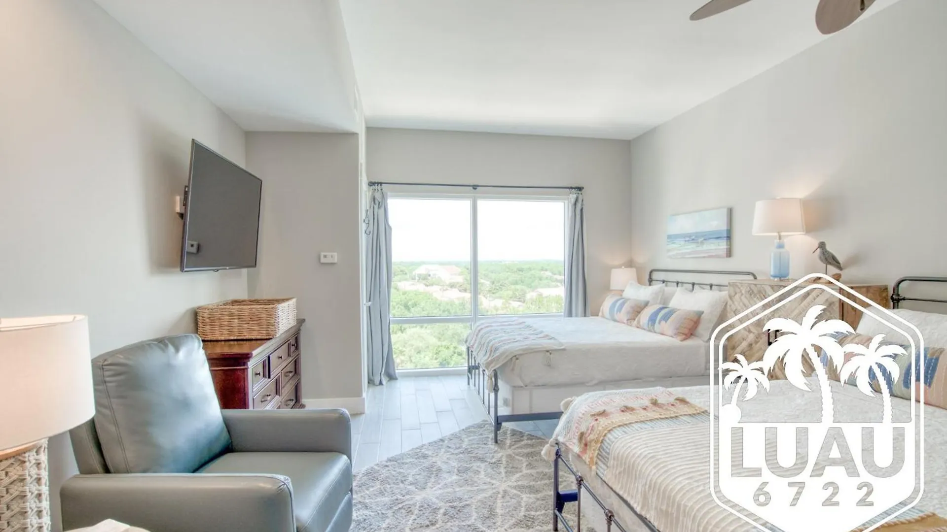 Luau Tower Enjoy These 2 Connecting Units As A Family Destin