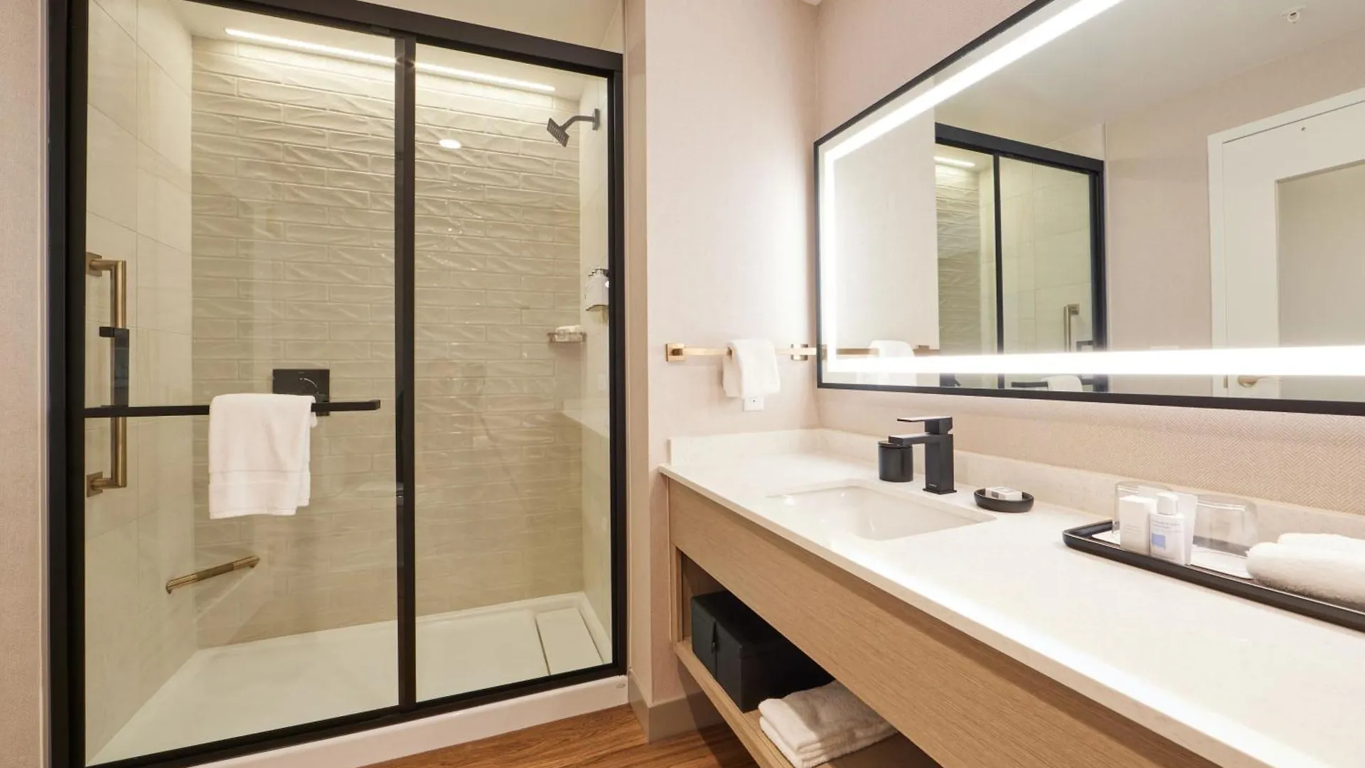 Effie Sandestin Resort, Autograph Collection Hotel 4*