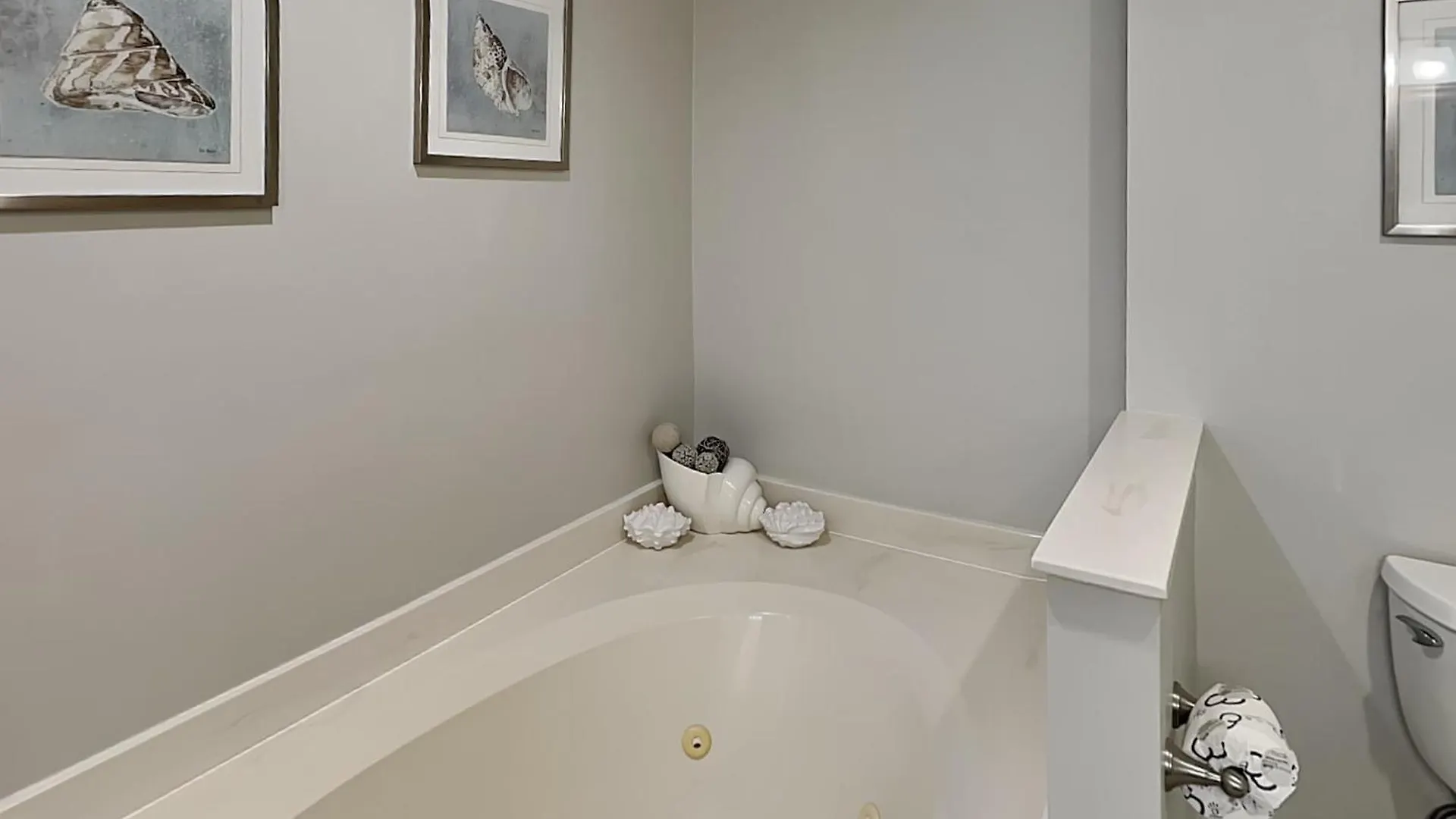 Sterling Sands #302 Apartment